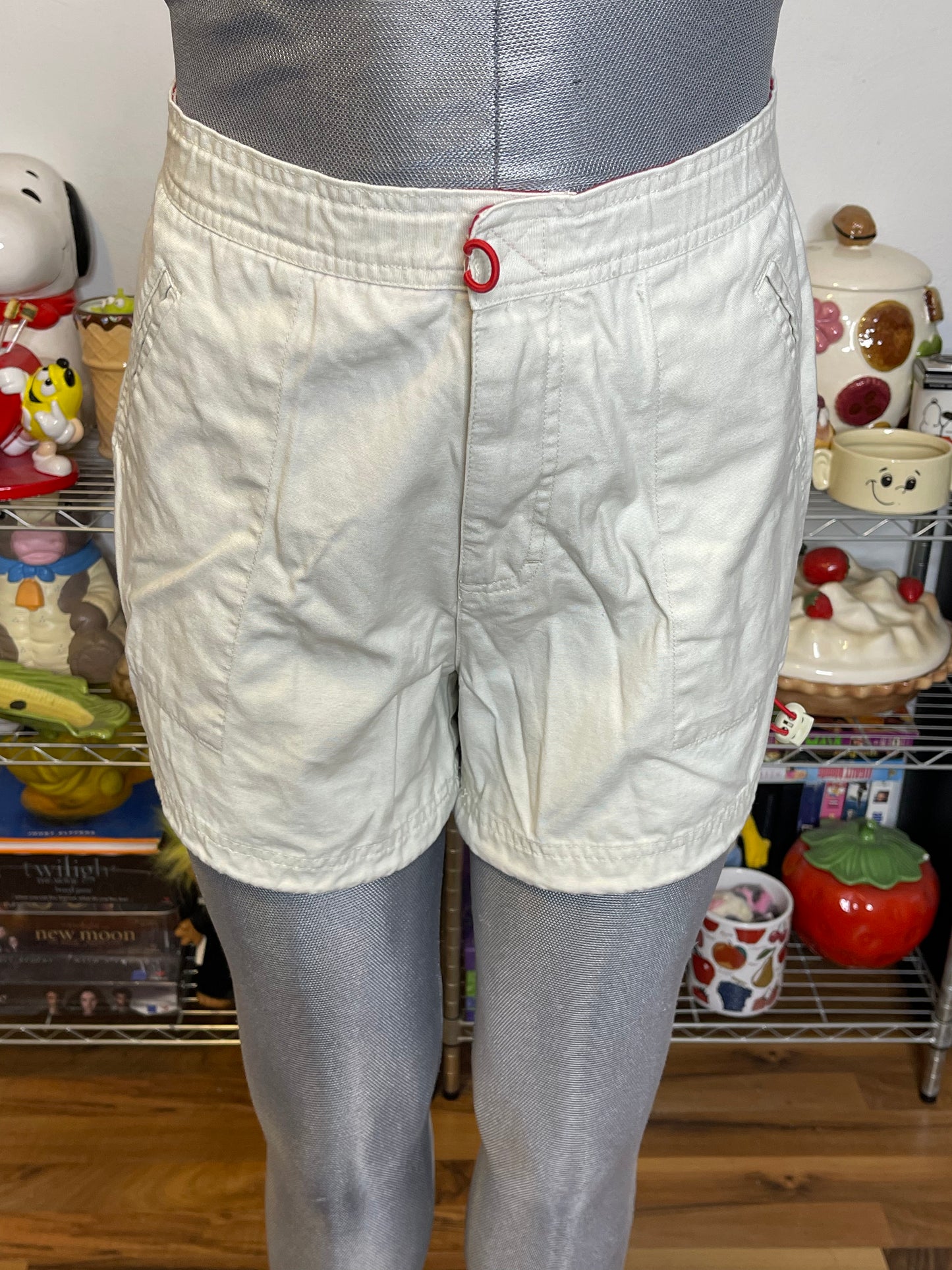 2000s Khaki Cream & Red Cargo Style Shorts Sz 8 28in