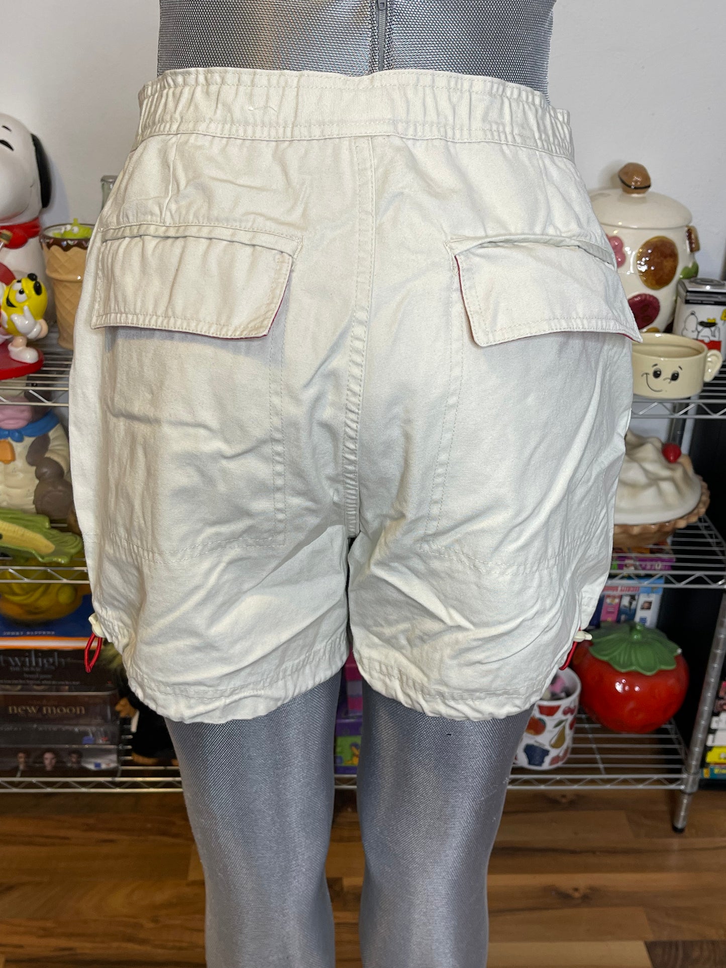2000s Khaki Cream & Red Cargo Style Shorts Sz 8 28in