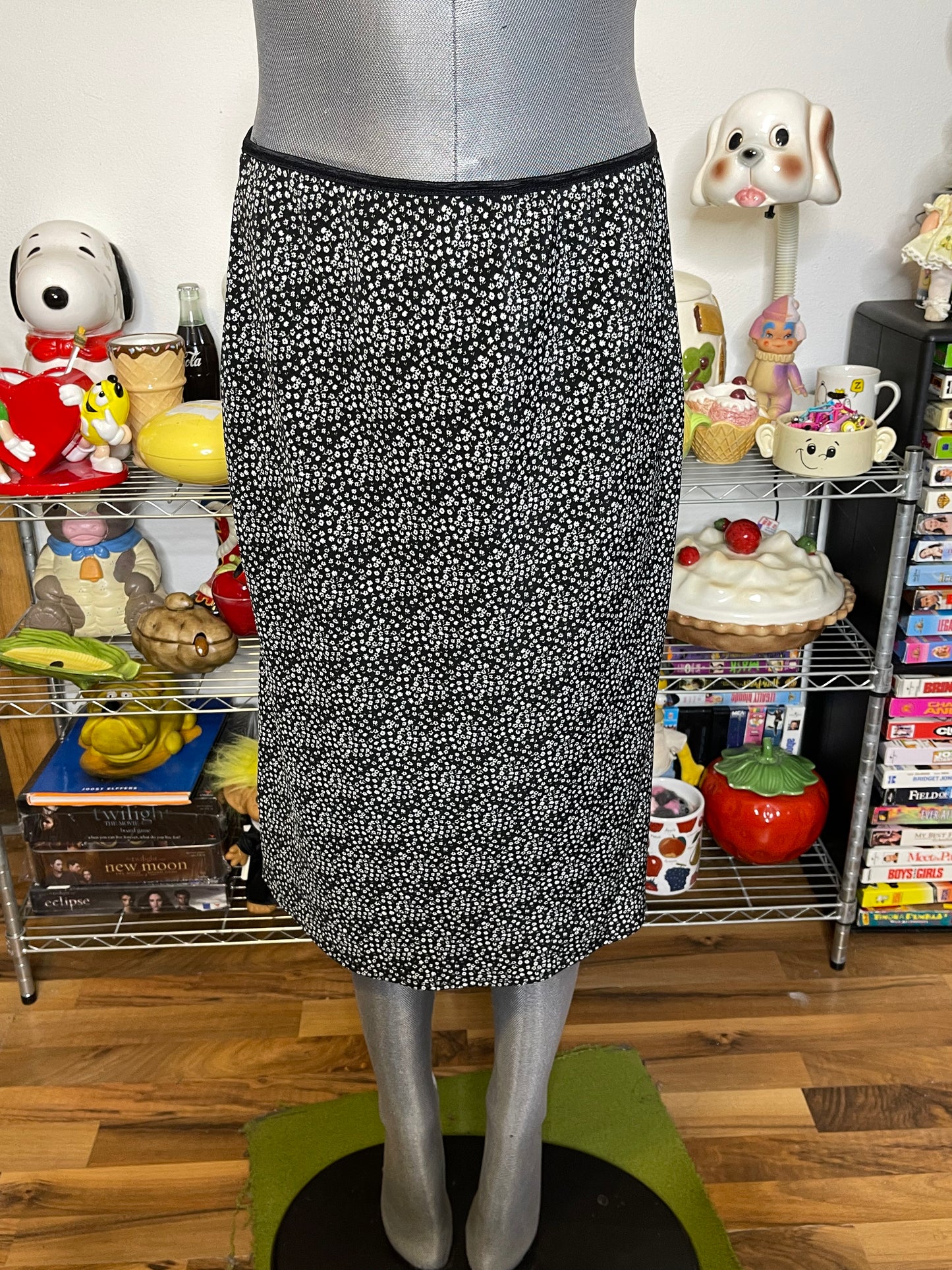 Vintage Black Flower Print Midi Skirt Sz M/L