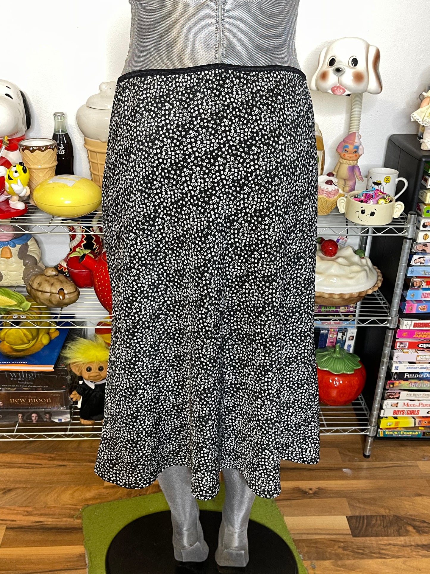 Vintage Black Flower Print Midi Skirt Sz M/L