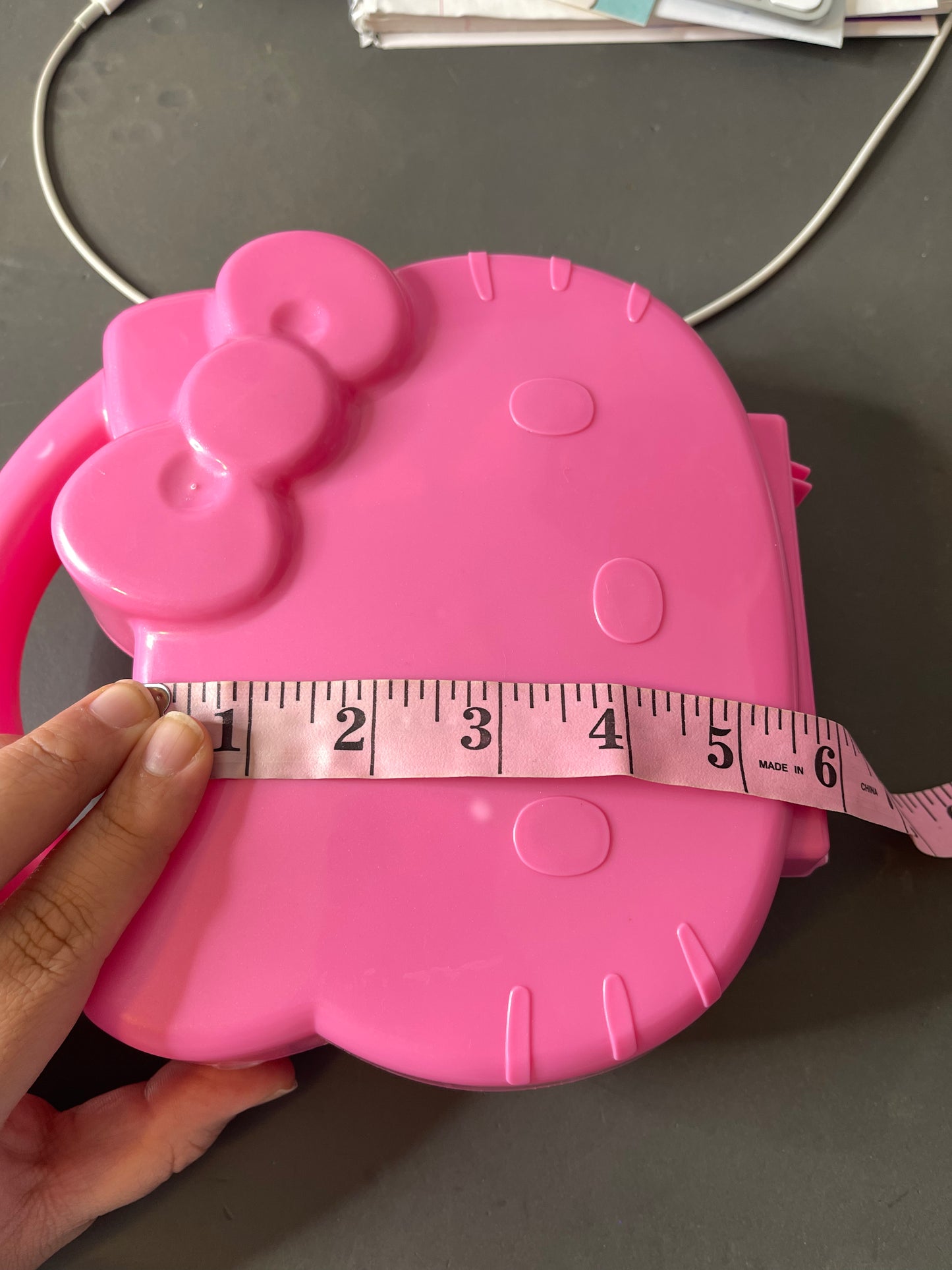 Vintage 2000s Hello Kitty Sanrio Carrying Case + Toys