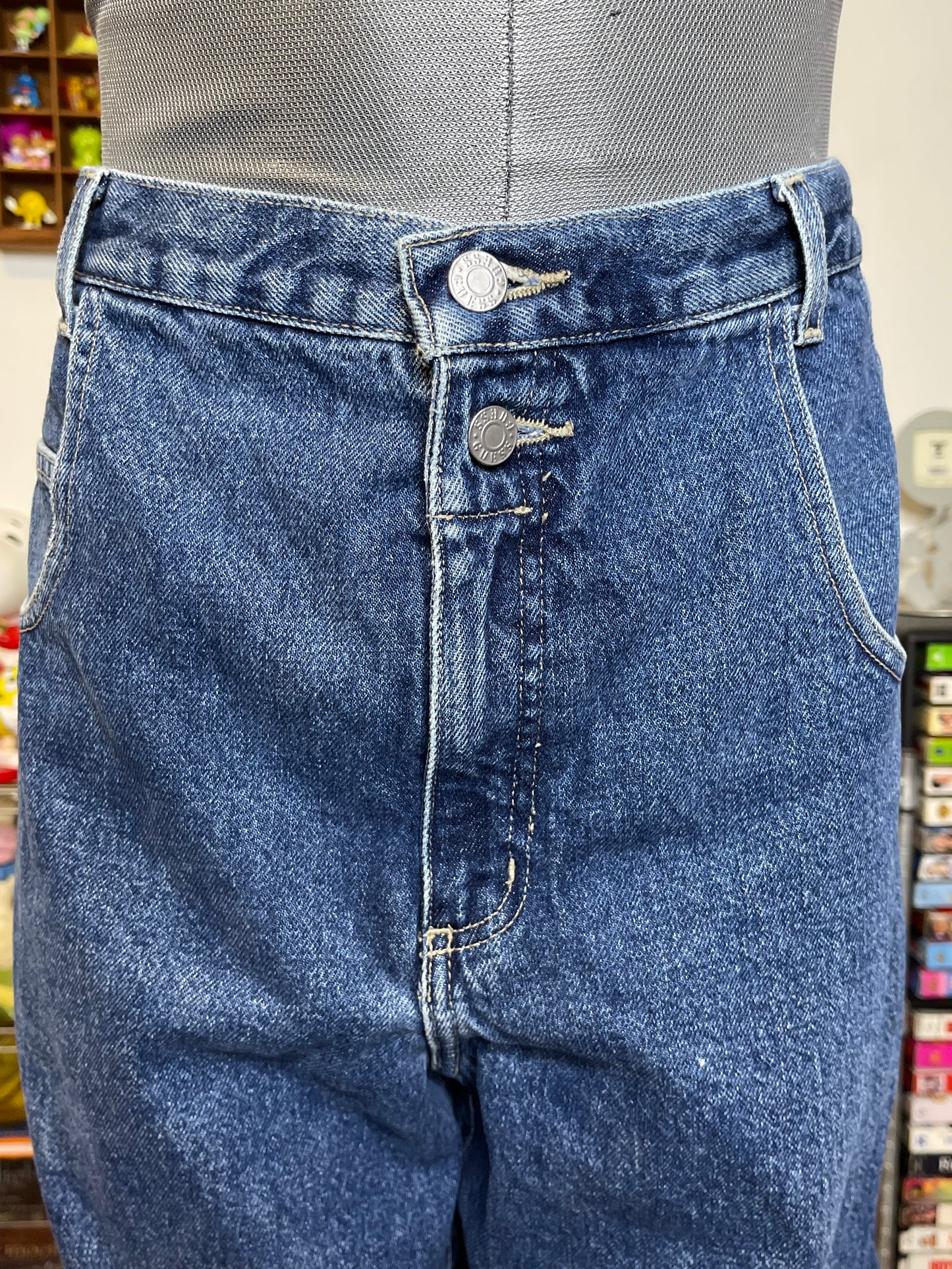 Vintage 2000s Guess Jeans Medium Wash Denim Jorts Sz 36