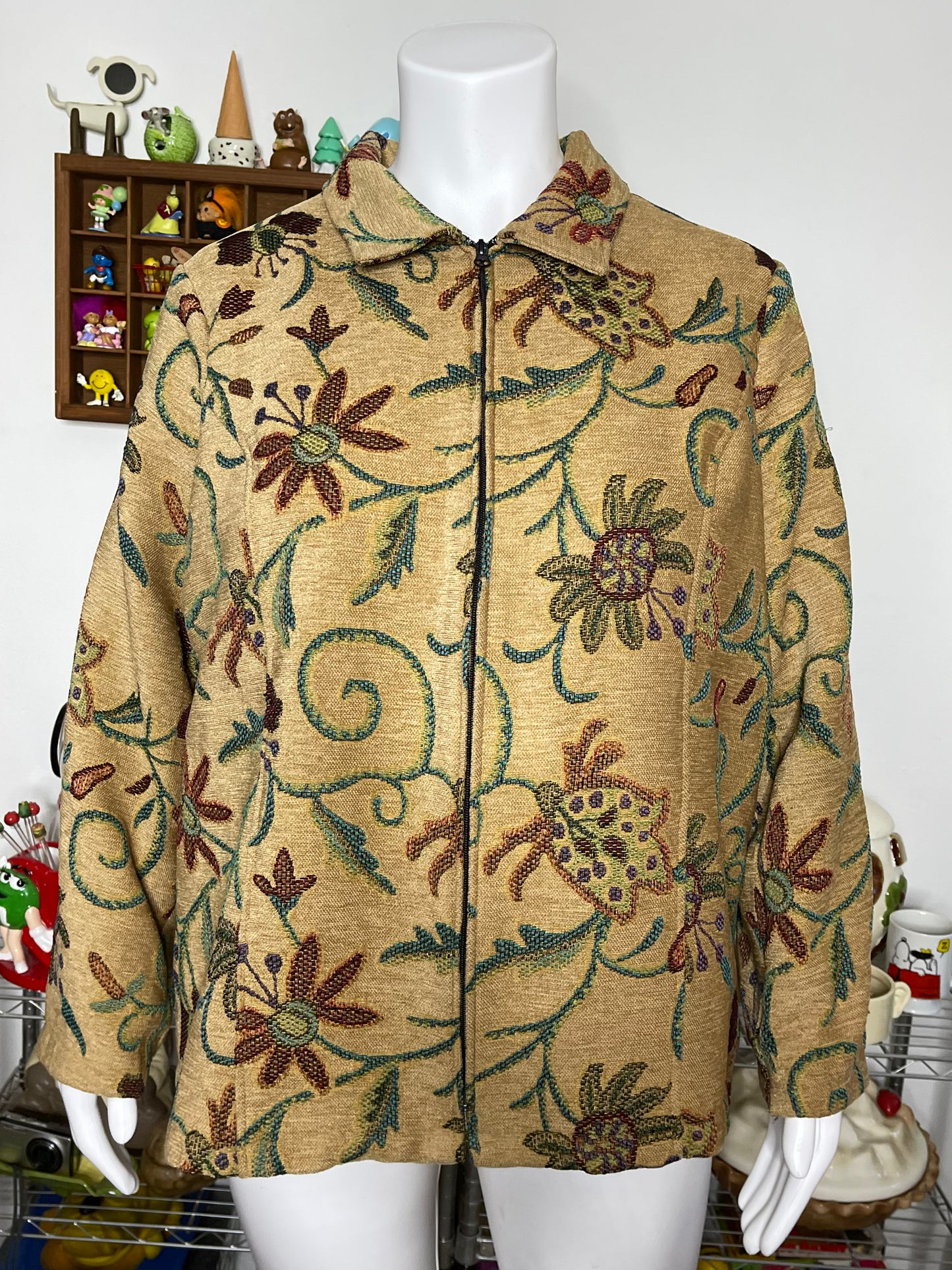 Vintage floral tapestry style jacket sz XXL