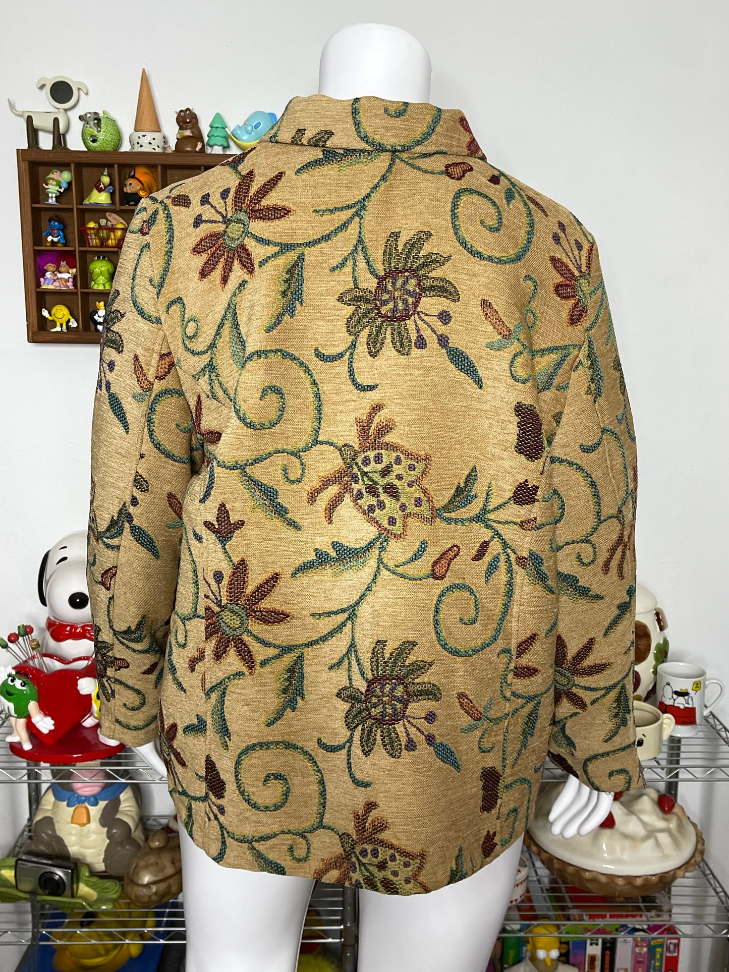 Vintage floral tapestry style jacket sz XXL