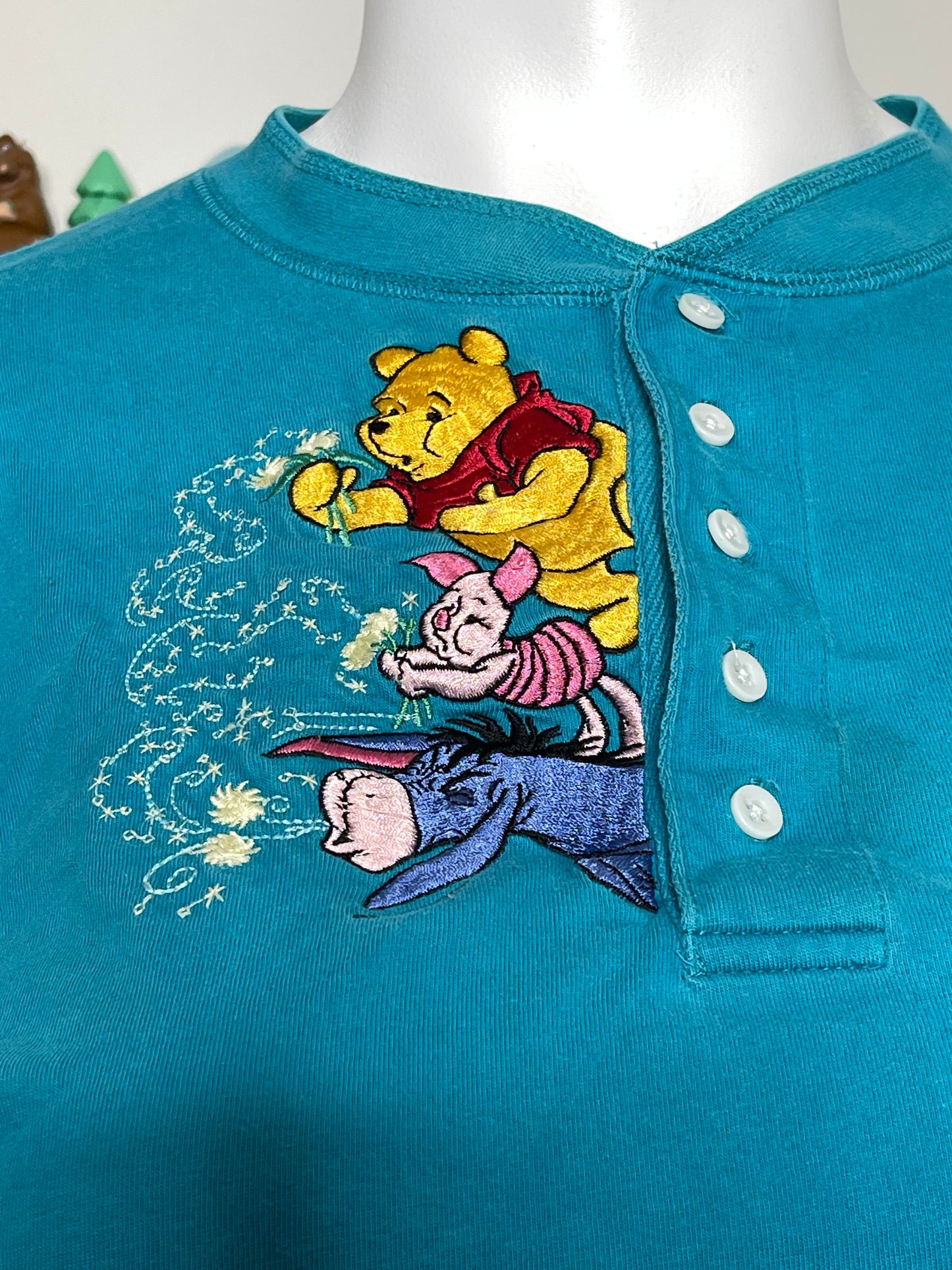 90s Pooh & friends dandelion embroidered tee sz XL
