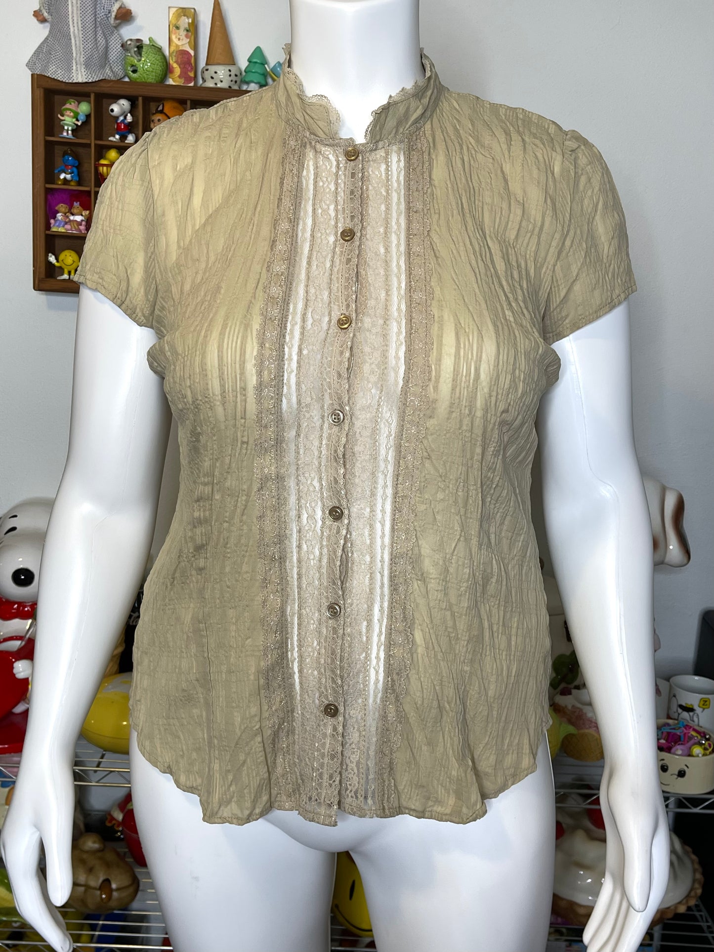 Vintage 2000s Tan Crinkled Sheer Lace Blouse Sz L