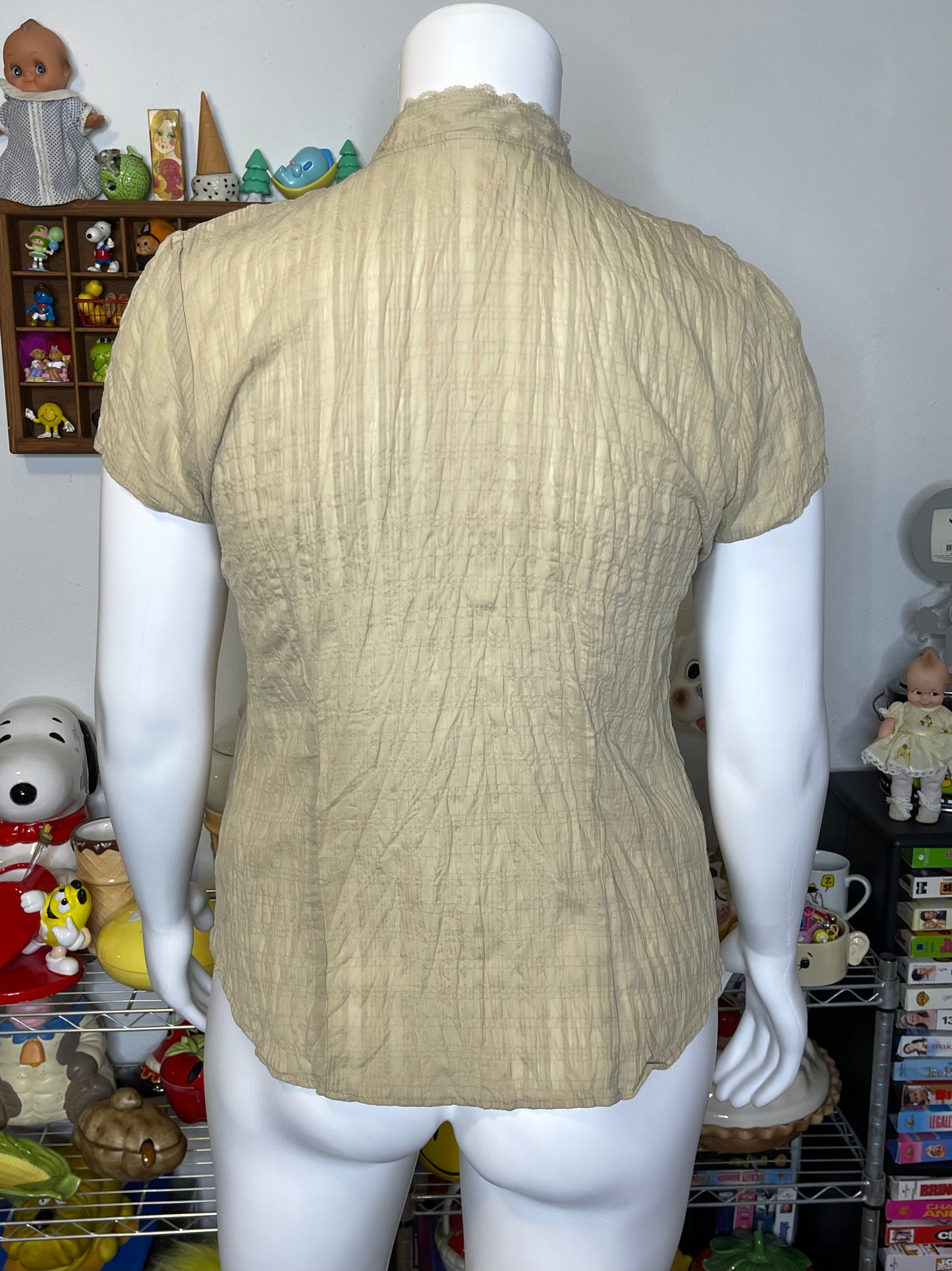 Vintage 2000s Tan Crinkled Sheer Lace Blouse Sz L