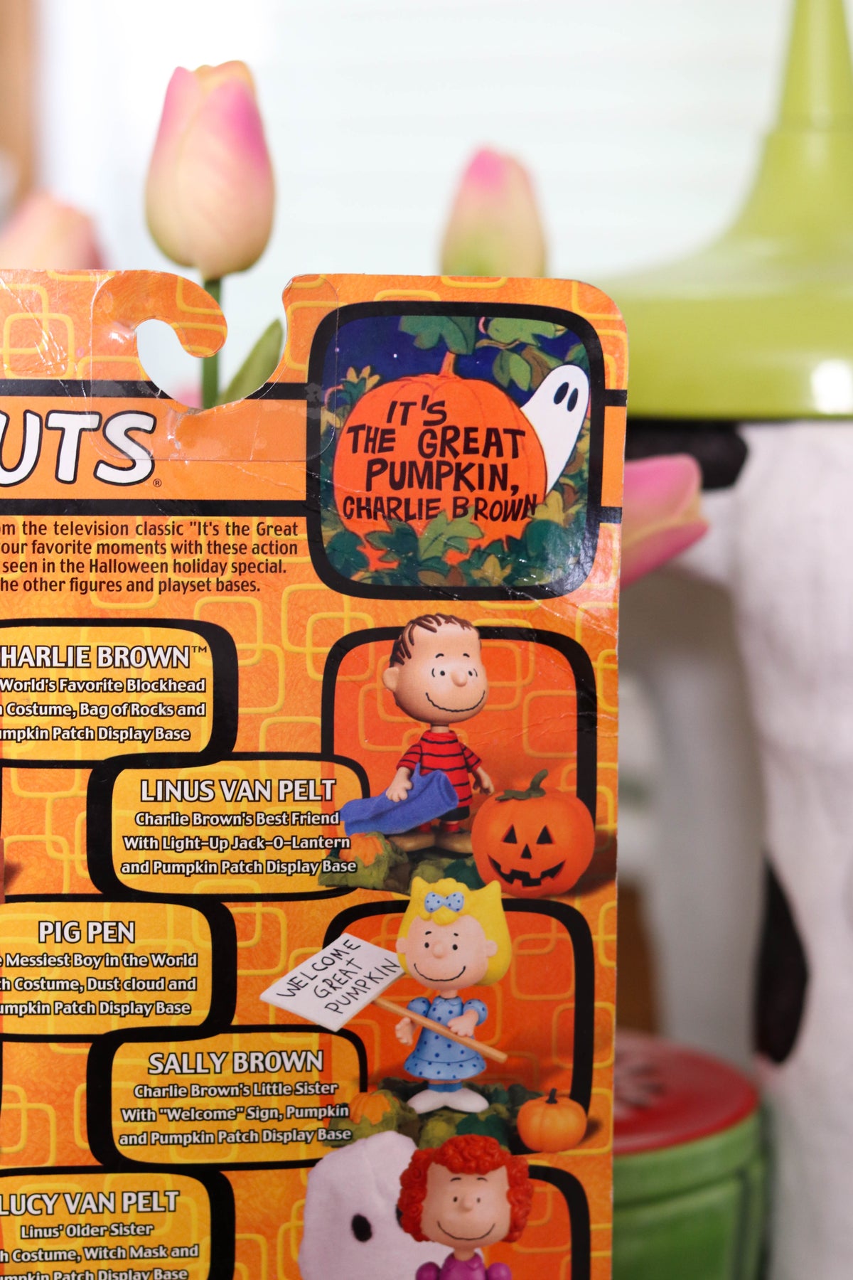 Vintage 2000s Charlie Brown Halloween Action Figure