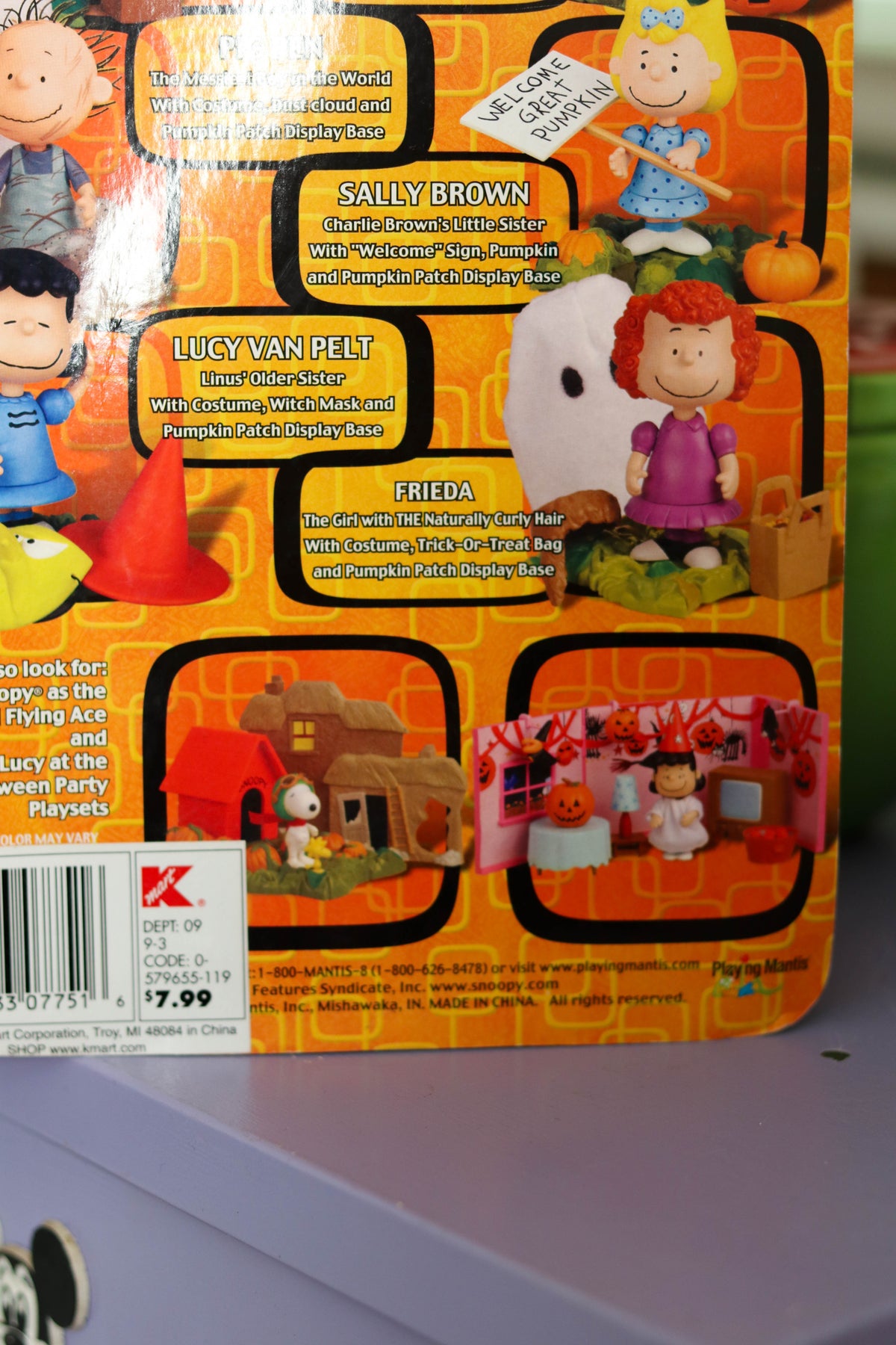 Vintage 2000s Charlie Brown Halloween Action Figure
