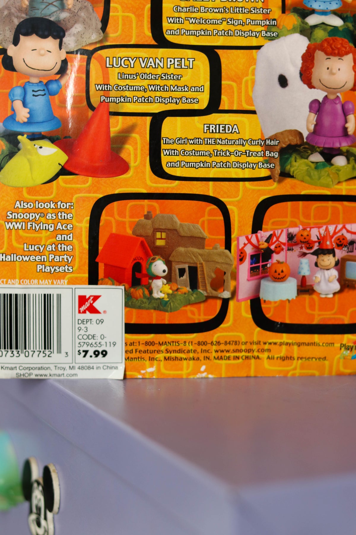 Vintage 2000s Lucy Van Pelt Halloween Action Figure (READ)