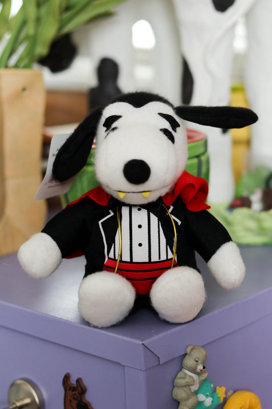 2000s Dracula Snoopy Halloween Mini Plush (B)