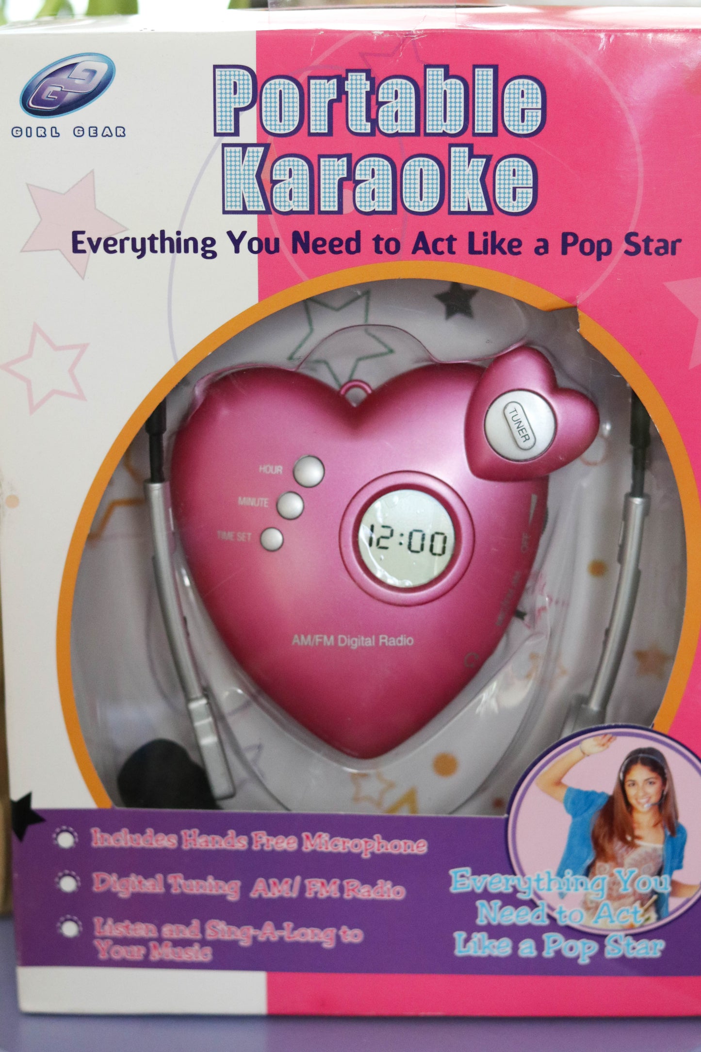 2000s Y2K Pop Star Heart Shaped Portable Karaoke Radio
