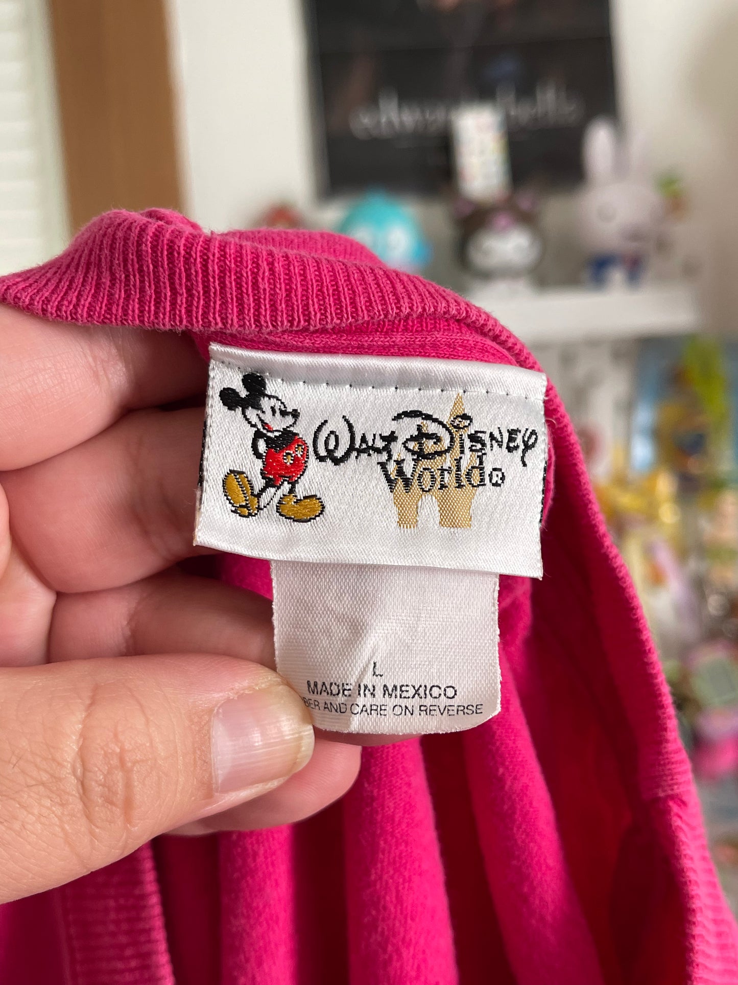 90s Pink Disney World tee sz L