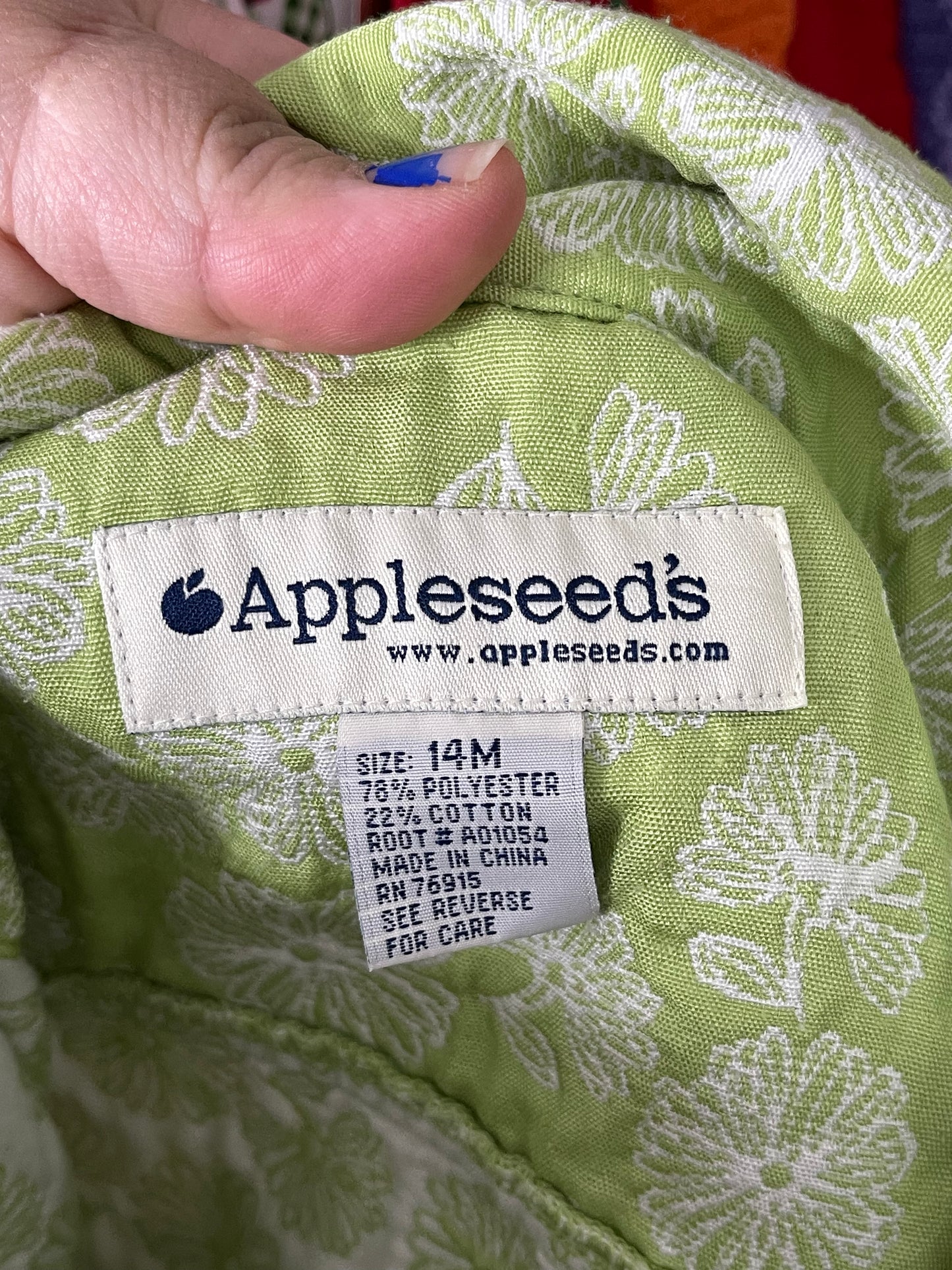 Apple Green Daisy Embroidered Floral Jacket Sz 14M ( L )