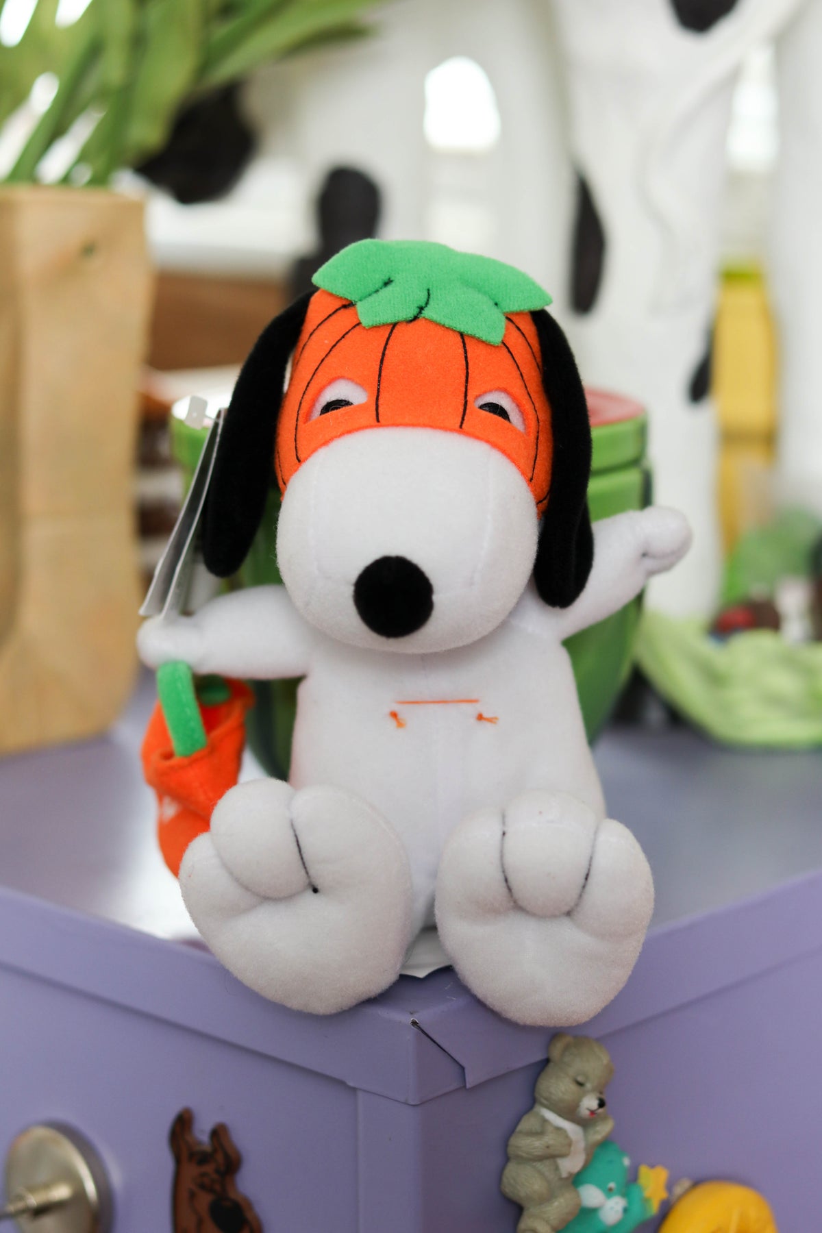 2000s Masked Trick Or Treat Snoopy Halloween Mini Plush (B)