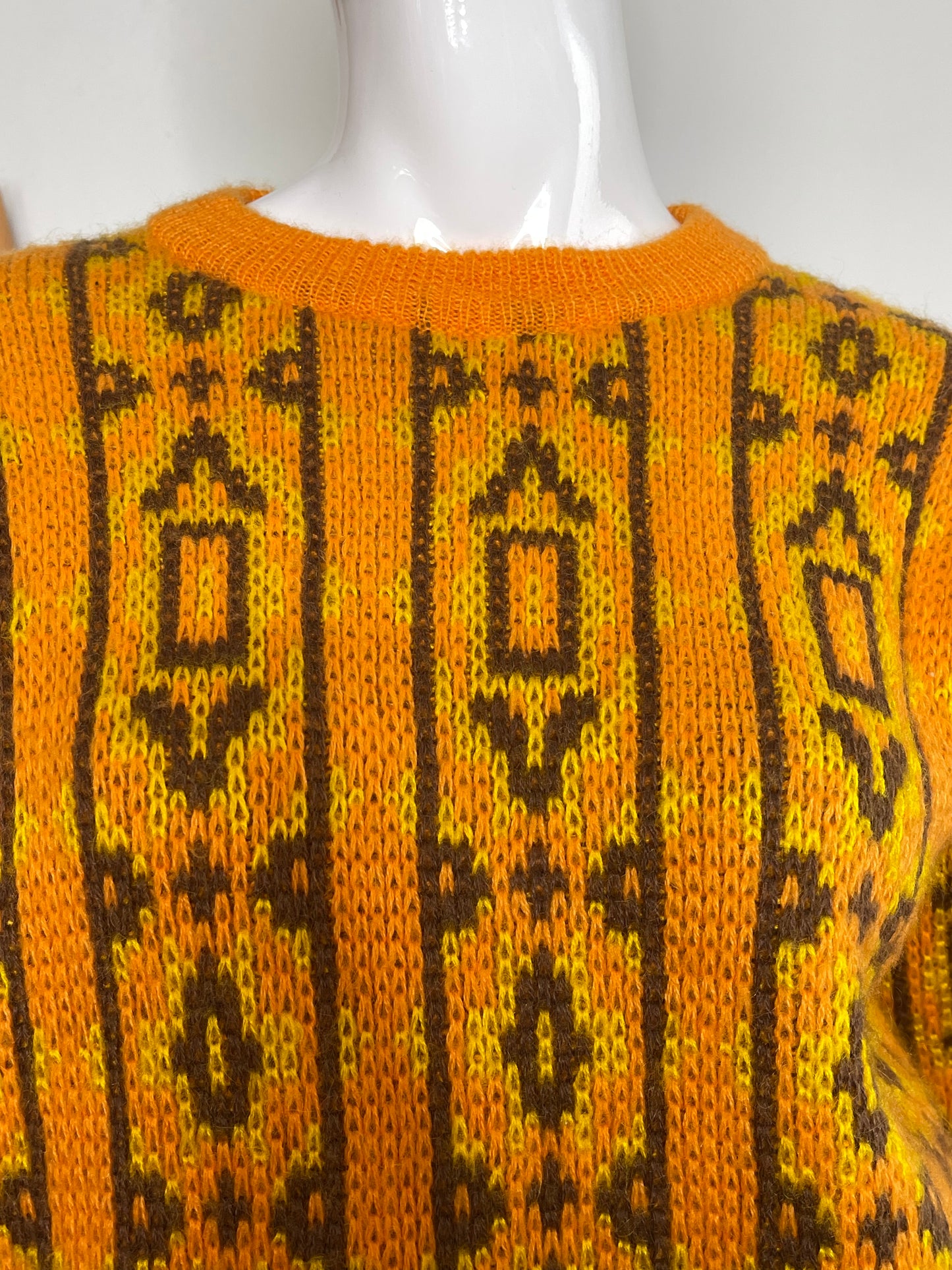 Vintage 90s Retro Geometric Pattern Mohair Blend Knit Sweater Sz M