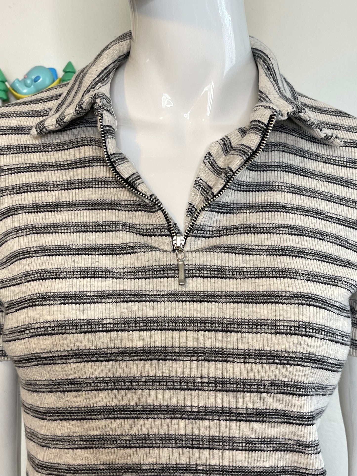 Vintage 90s Striped Ribbed Semi Cropped Collared Top Sz M