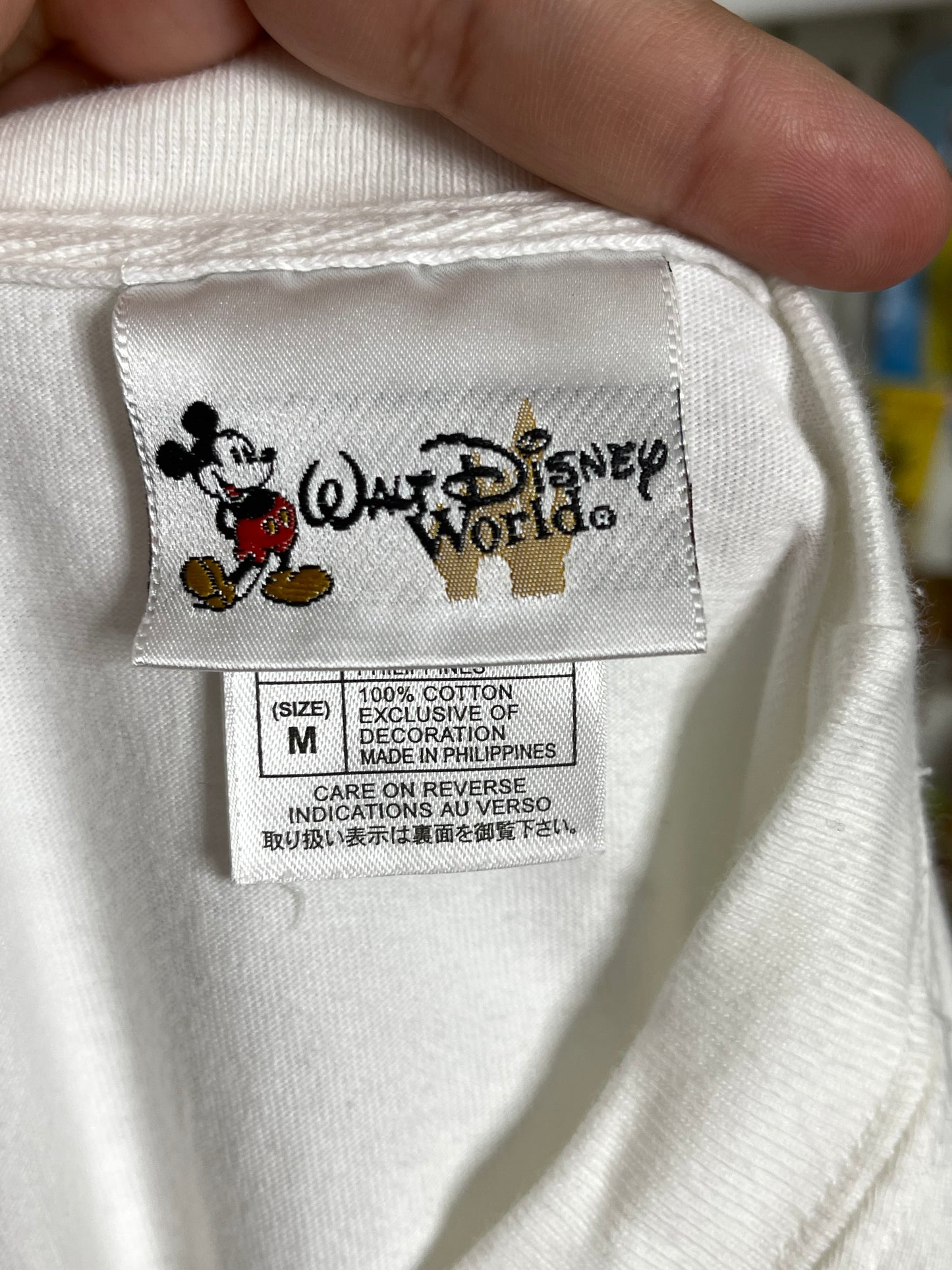 2000s Disney '100 Years Of Magic" Embroidered Patch Tee Sz M