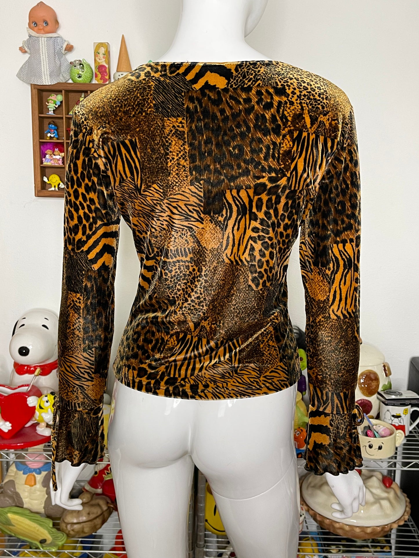 Vintage 90s Velvet Animal Print Long Sleeve Sz M