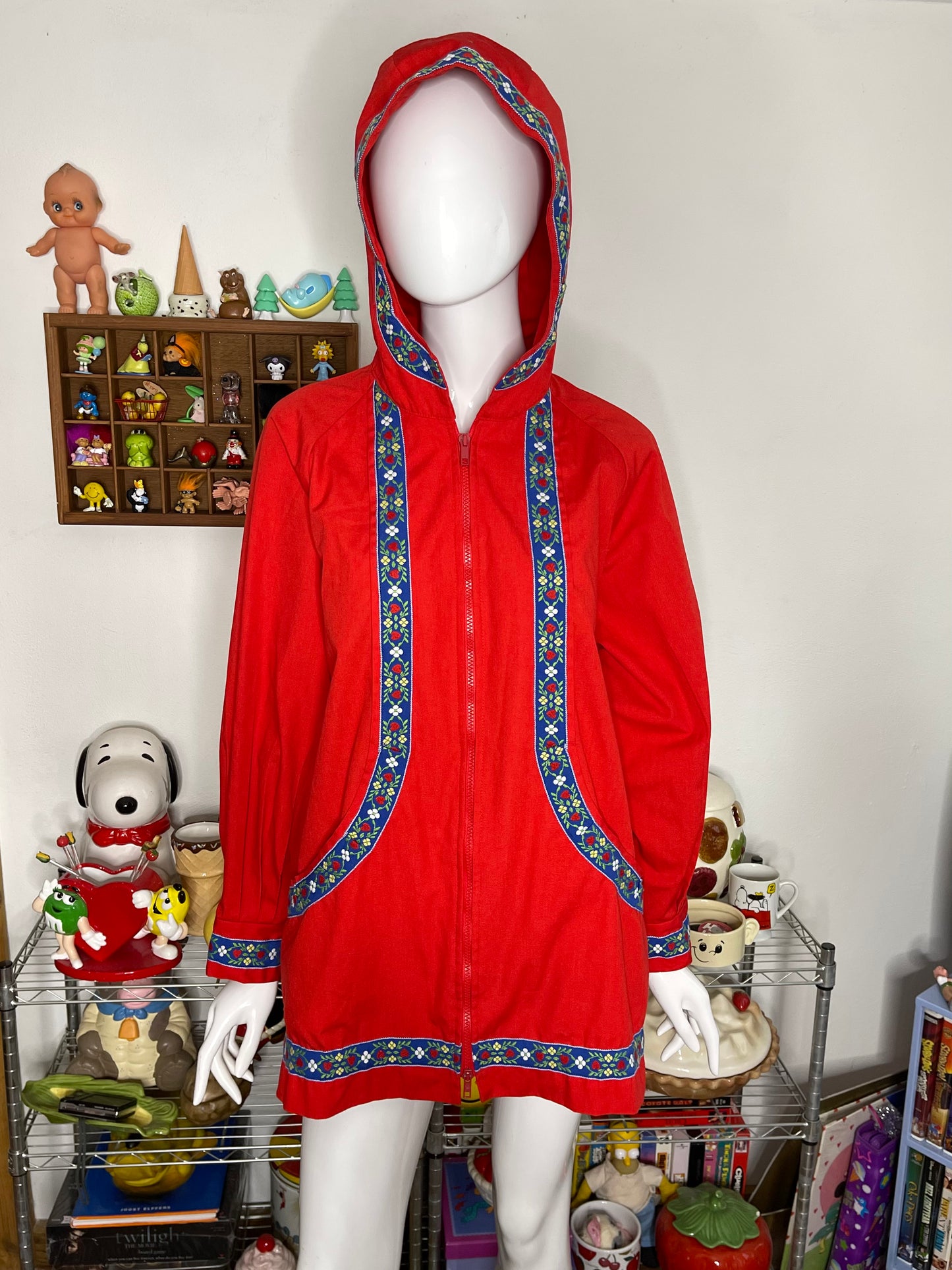 Vintage Red Strawberry Floral Heart Light Weight Jacket Sz L