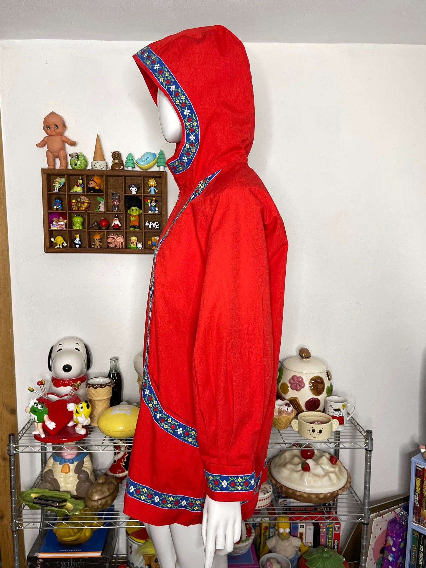 Vintage Red Strawberry Floral Heart Light Weight Jacket Sz L