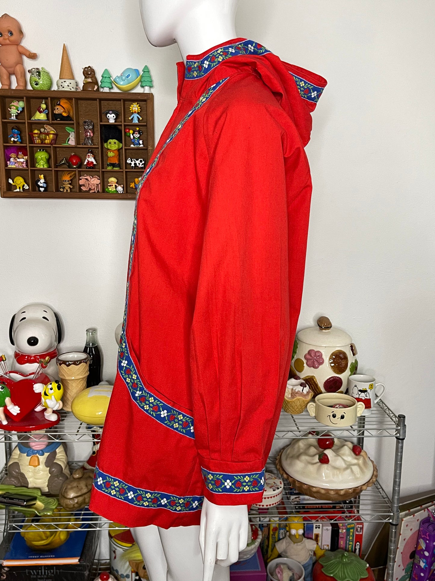 Vintage Red Strawberry Floral Heart Light Weight Jacket Sz L