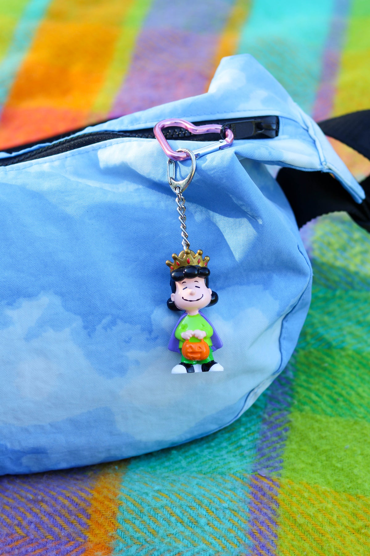 2000s Halloween Pumpkin Queen Lucy keychain + Case (B)