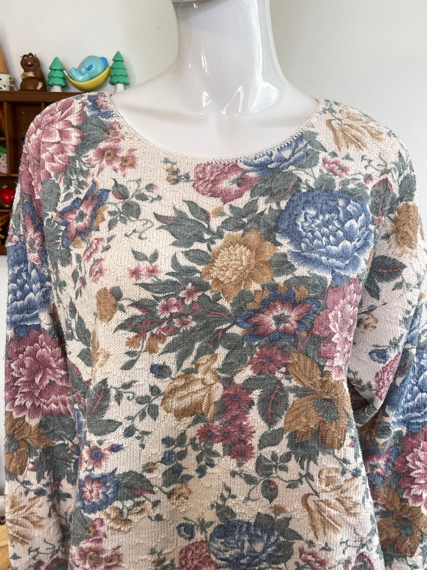 Vintage 90s Faded Floral Grandma Couch Oversized Knit Sweater Sz S