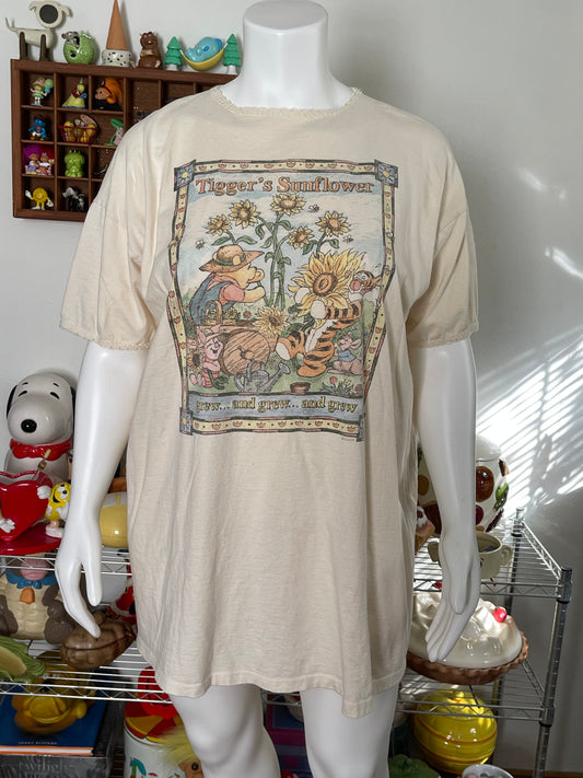 90's Tigger's sunflowers oversized tee sz L / XL
