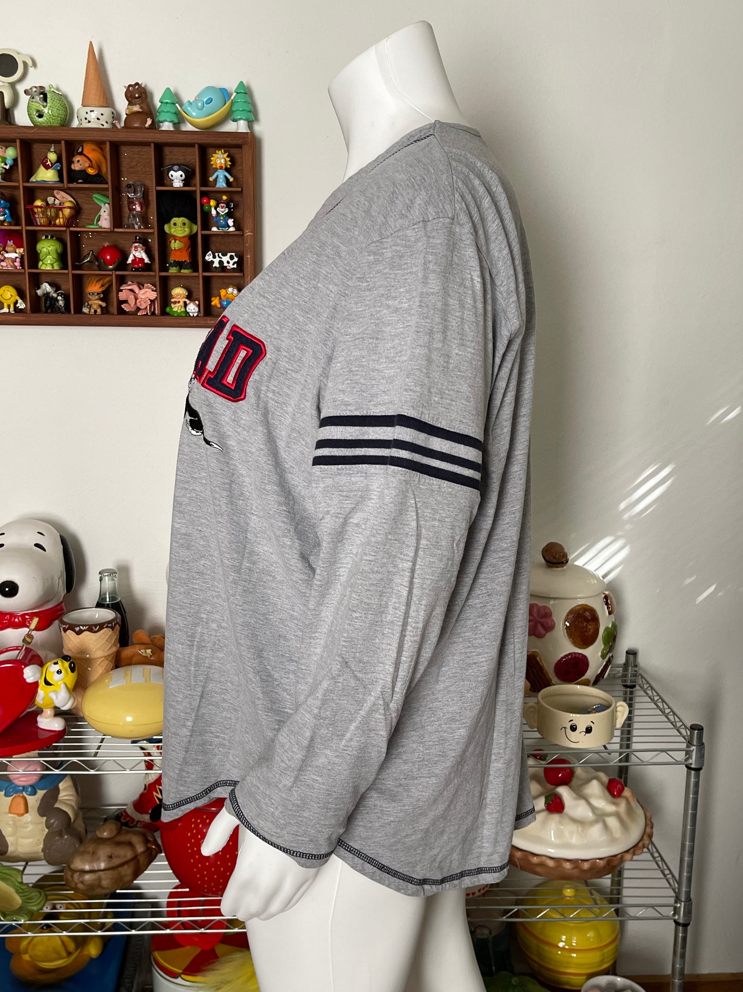 2000's Looney Tunes Plus Size Baseball long sleeve sz 2X