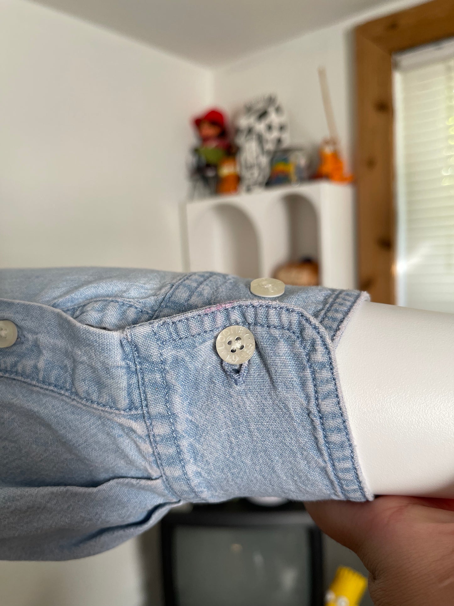 90s Looney Tunes Denim Button Down Long Sleeve sz L