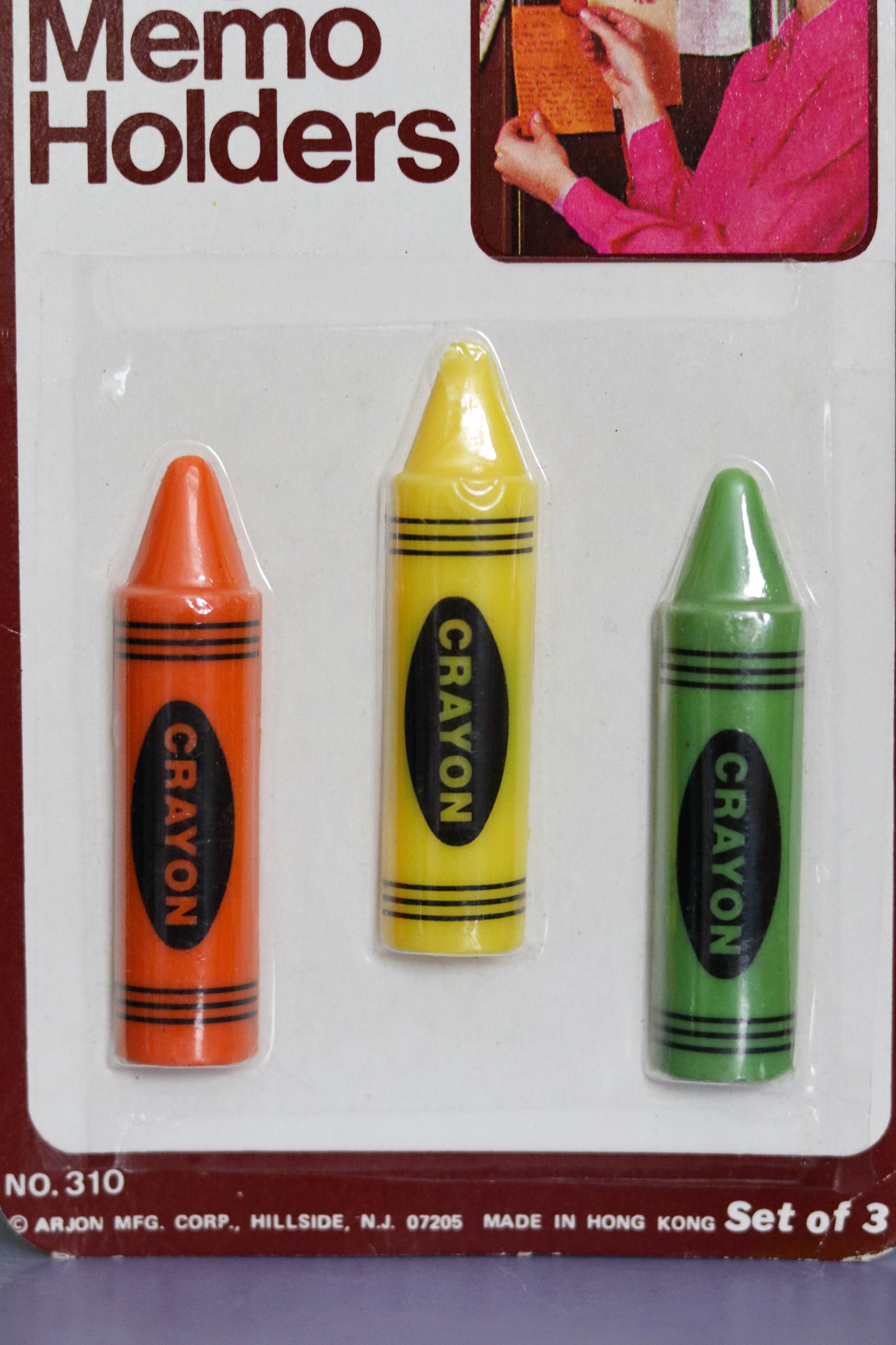 Vintage Arjon Crayon Magnets Memo Holders (B)