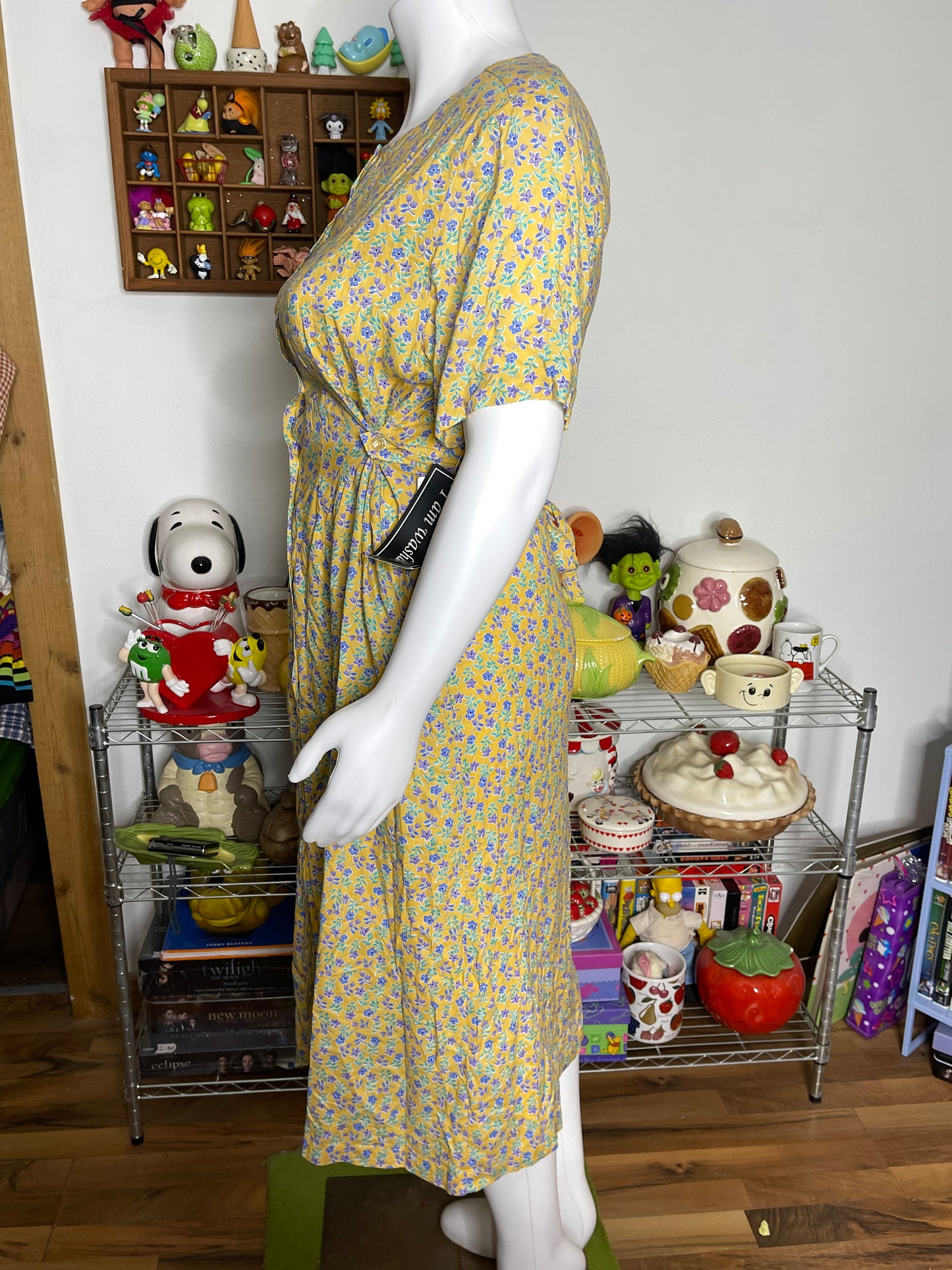 Vintage Deadstock Yellow Floral Button Down Dress Sz L/XL