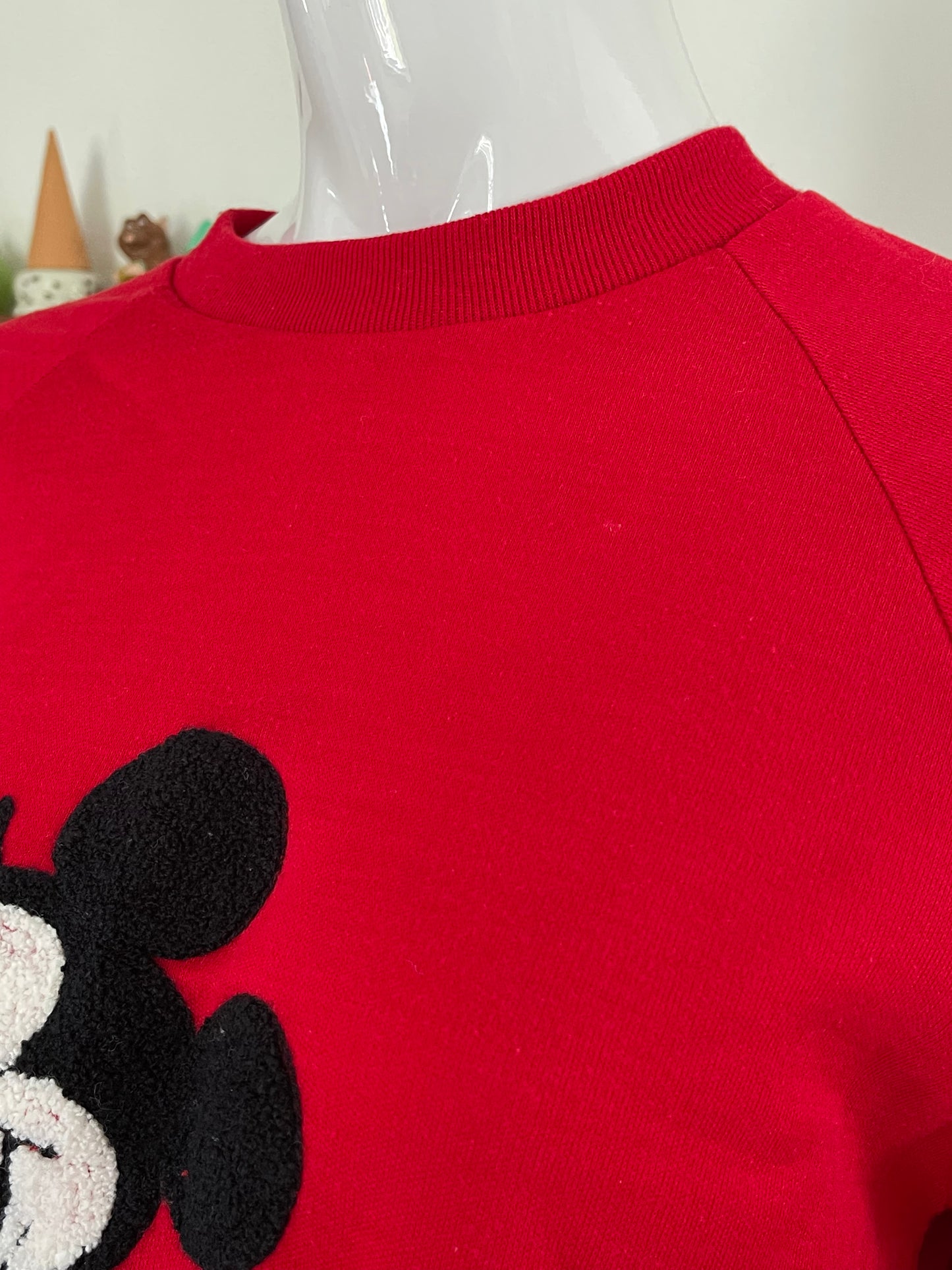 80's Minnie Mouse textured sweater sz XS /S