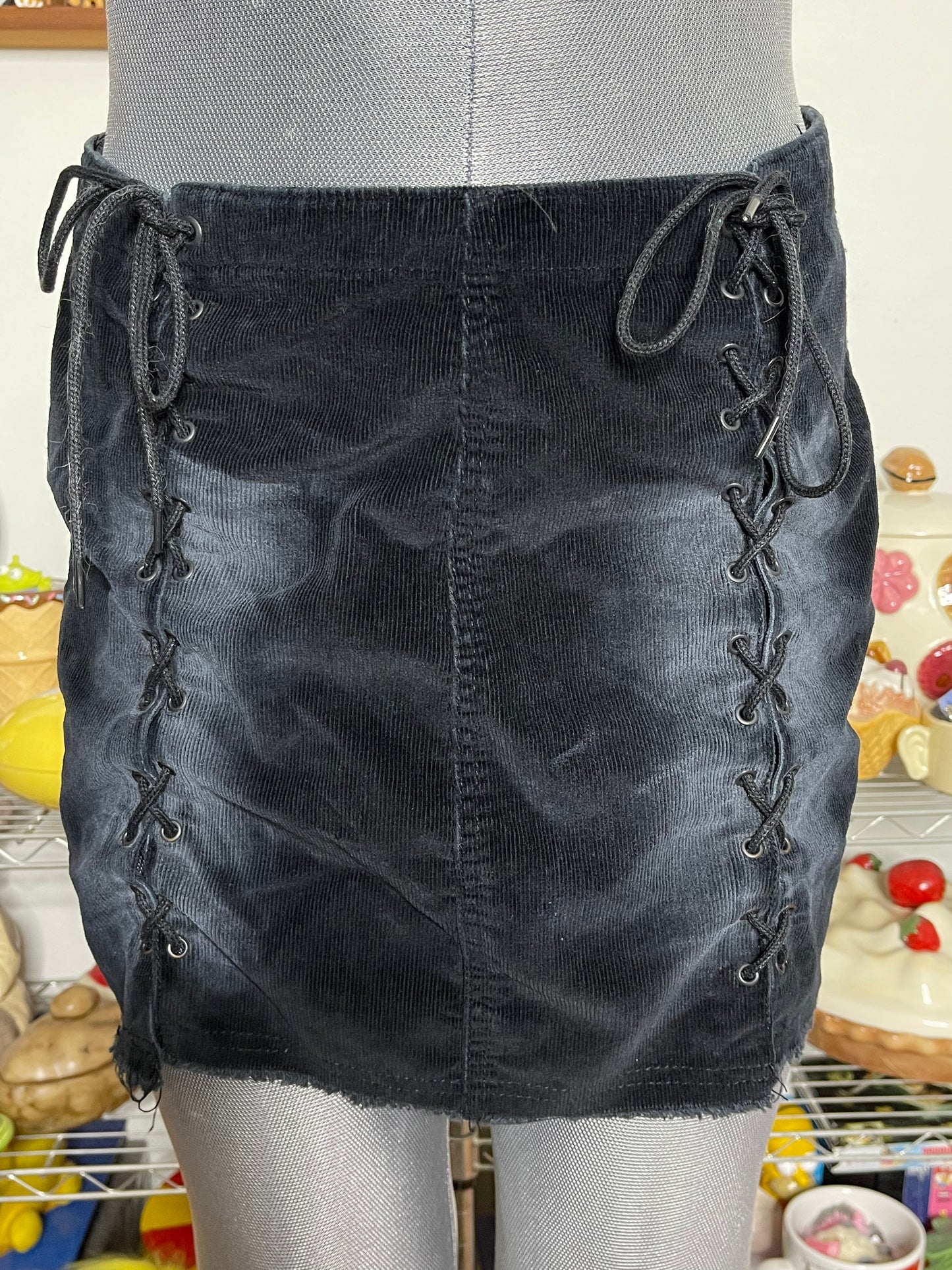 2000s Black Thin Corduroy Lace Up Mini Skirt Sz M/L