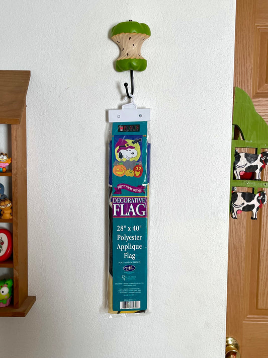 Vintage Snoopy's Pumpkin Greetings Halloween Flag
