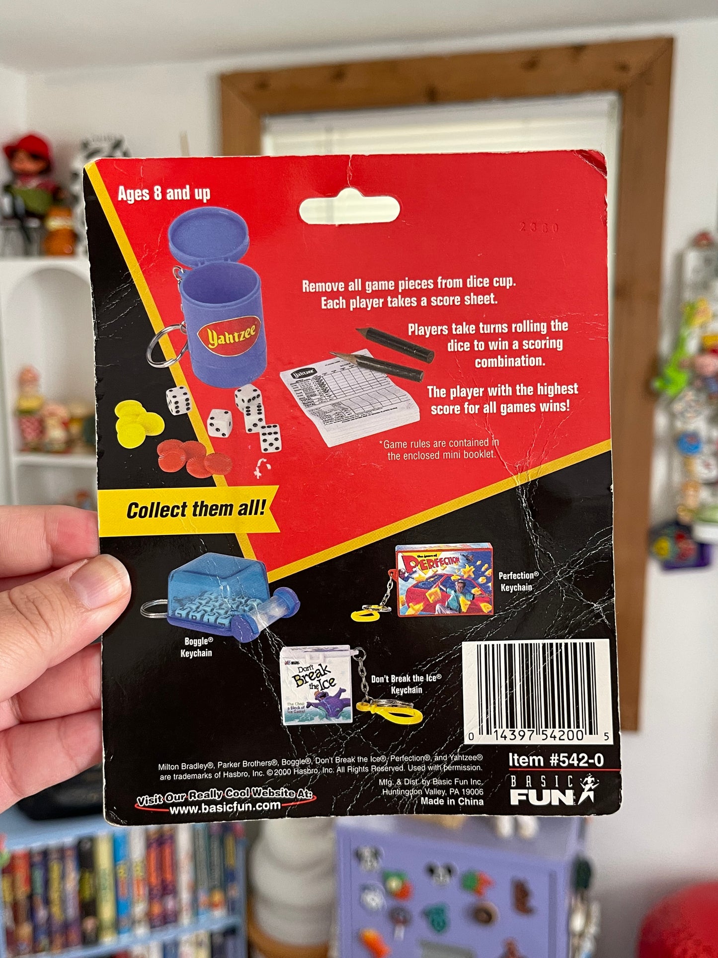 2000's Yahtzee mini game keychain