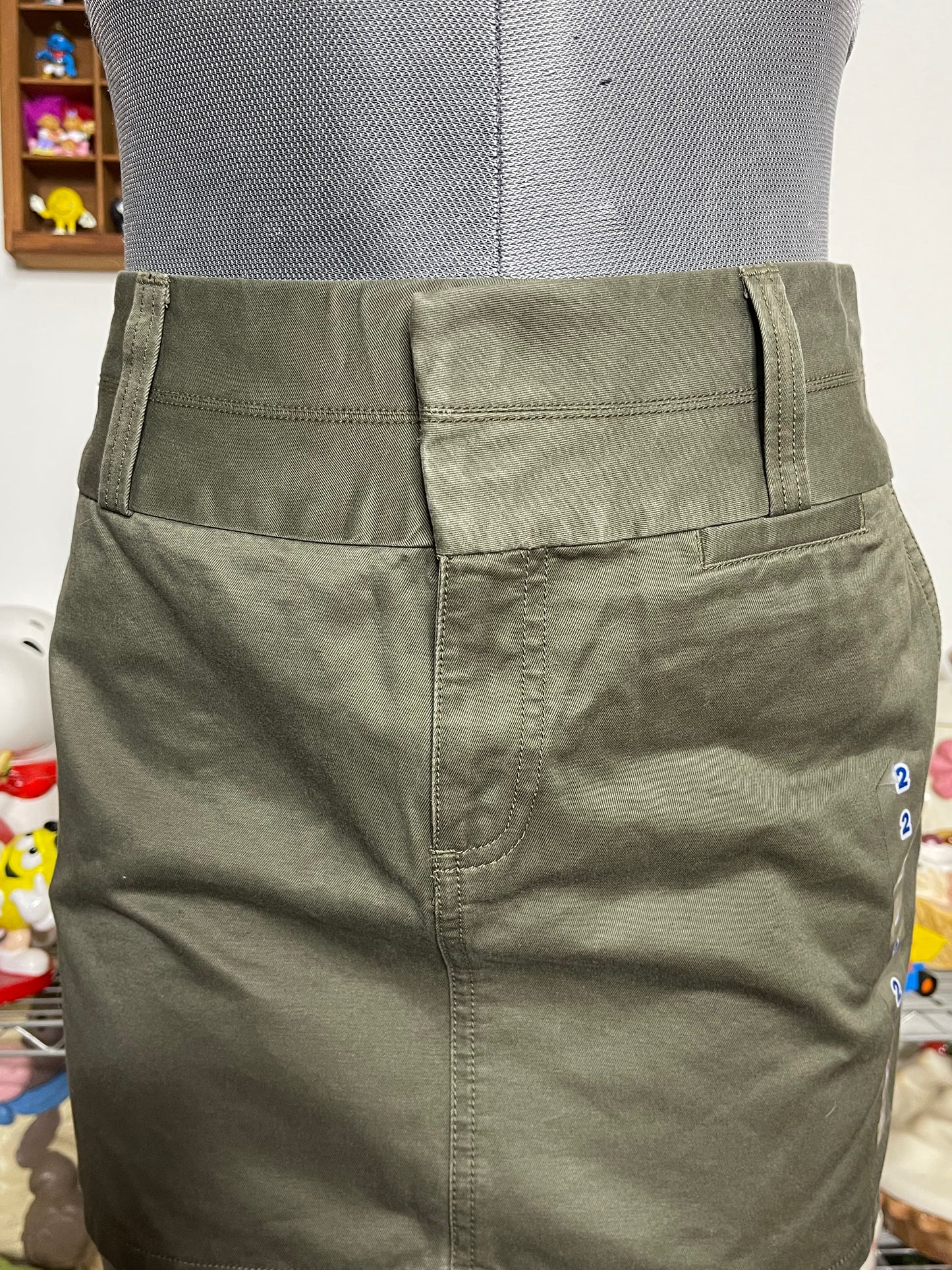 2000s Army Green Low Waisted Mini Skirt | Multiple Sizes : 2 & 10