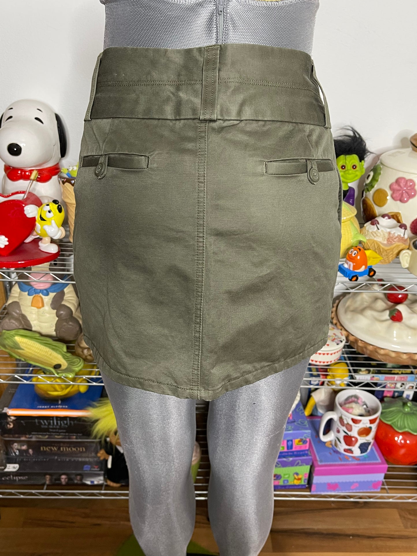 2000s Army Green Low Waisted Mini Skirt | Multiple Sizes : 2 & 10
