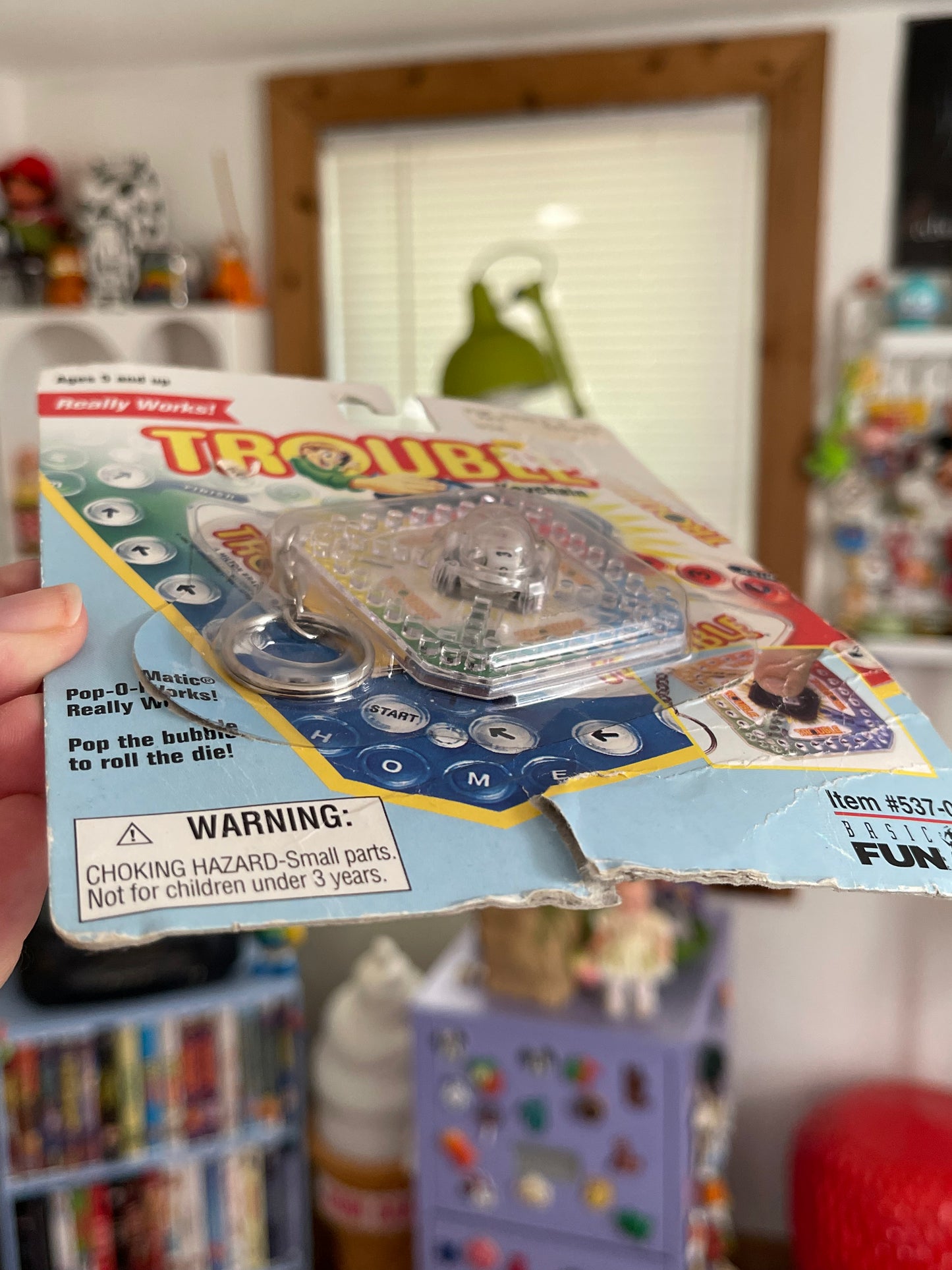 90s Trouble mini game keychain