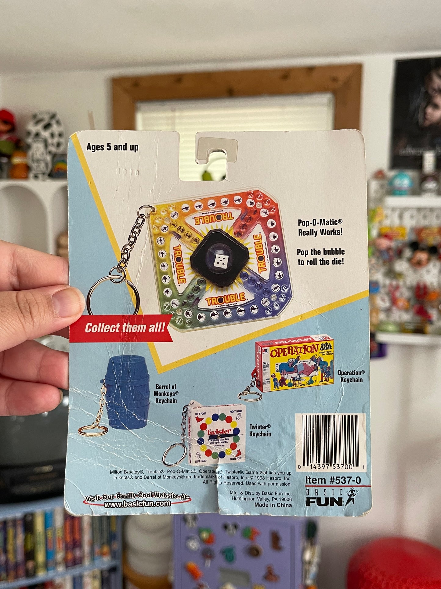90s Trouble mini game keychain