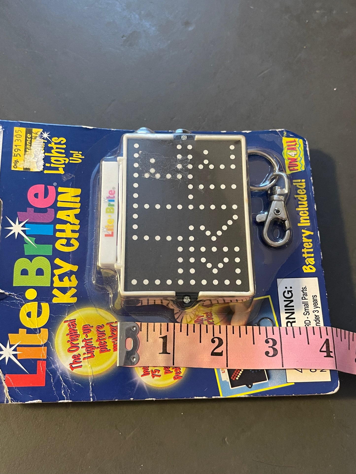 90's Lite Brite mini game keychain