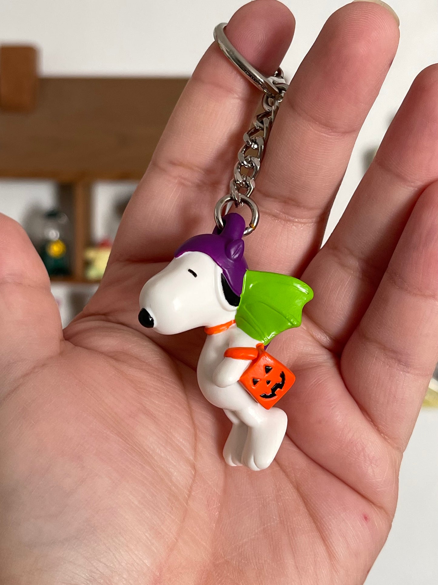 2000s Bat Snoopy Trick Or Treat Keychain + Case (B)