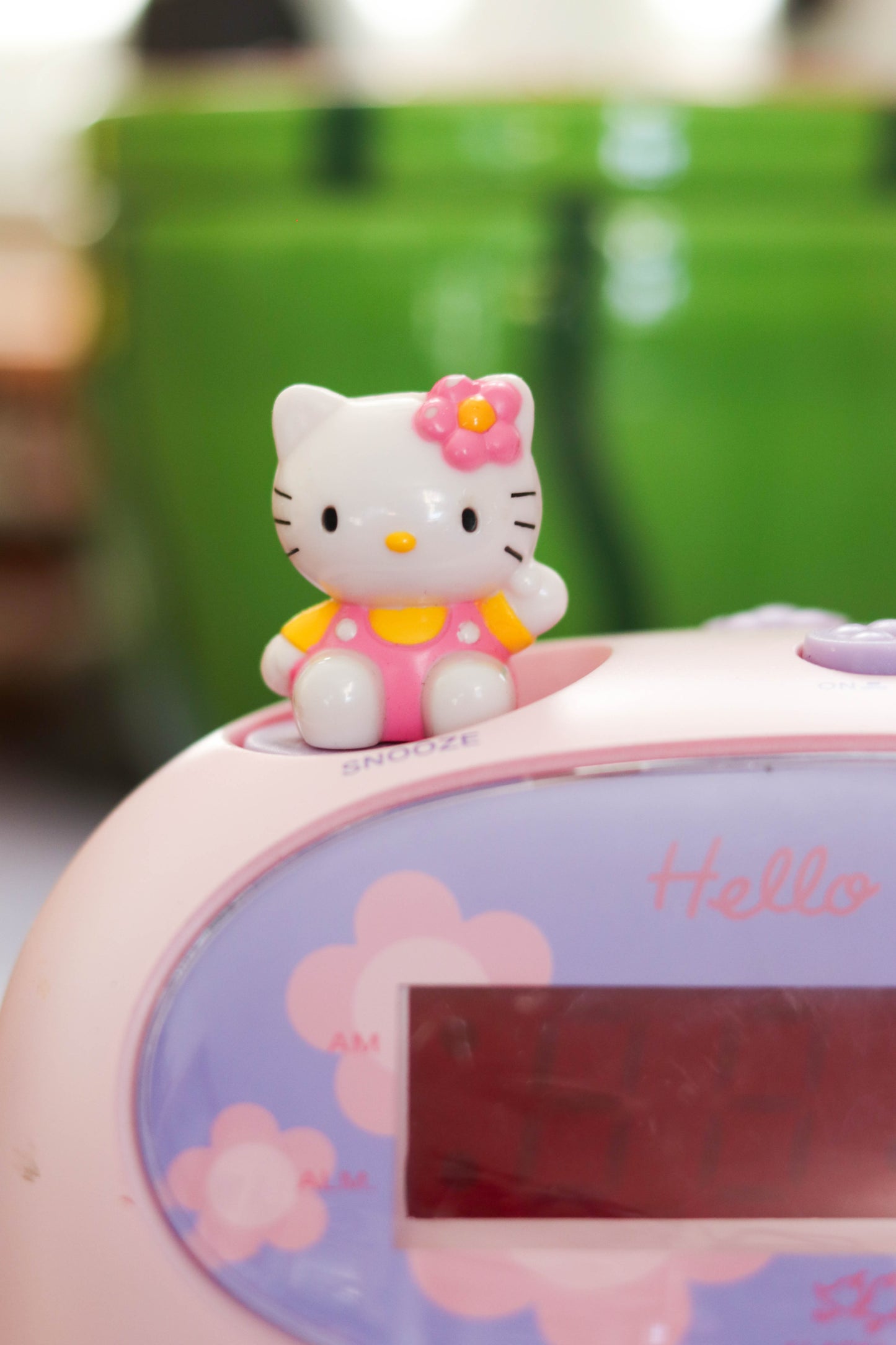 Vintage 2000s Hello Kitty Sanrio Alarm Clock