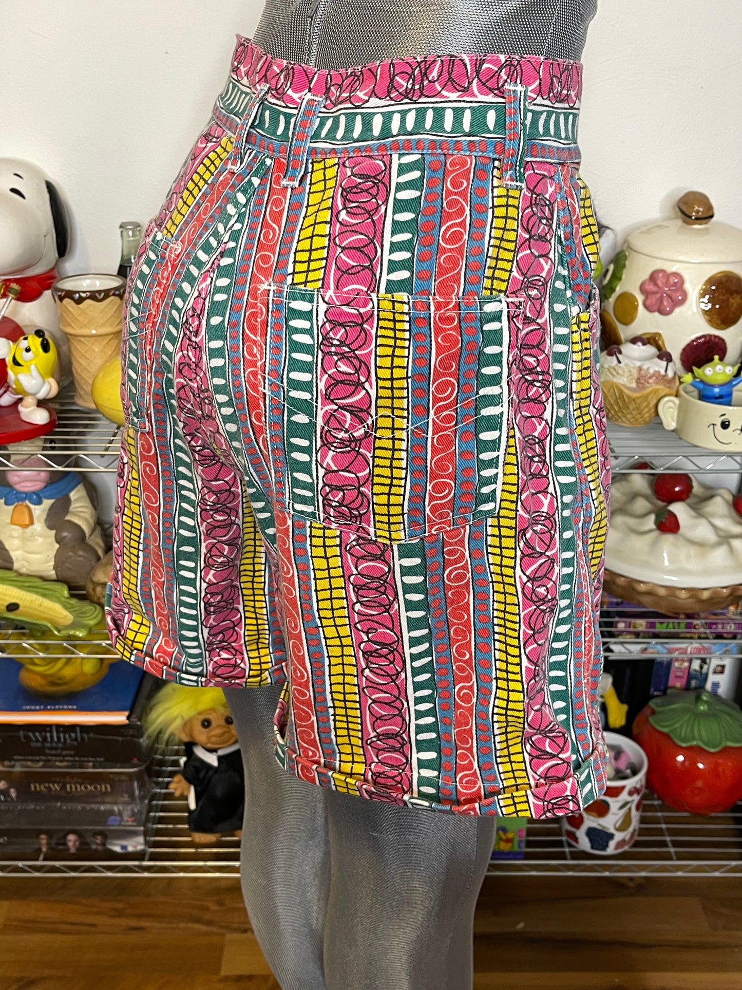 Vintage Colorful Funky Pattern High Waisted Shorts Sz 28in