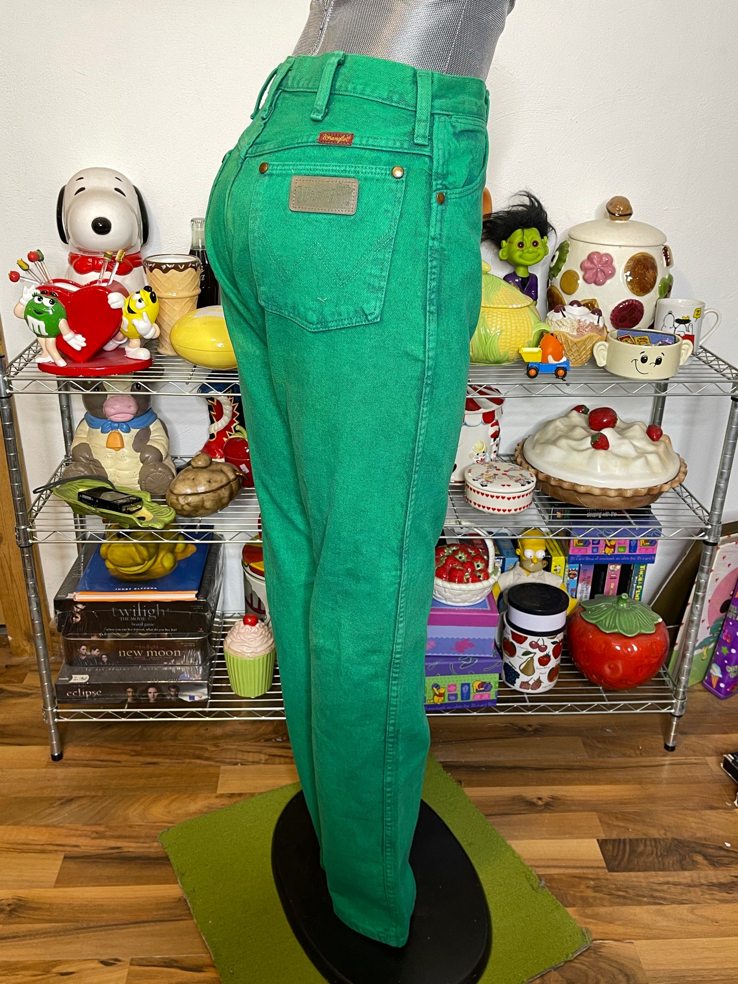 Vintage Green Wrangler Cowboy Cut Jeans Sz 28in 9x34