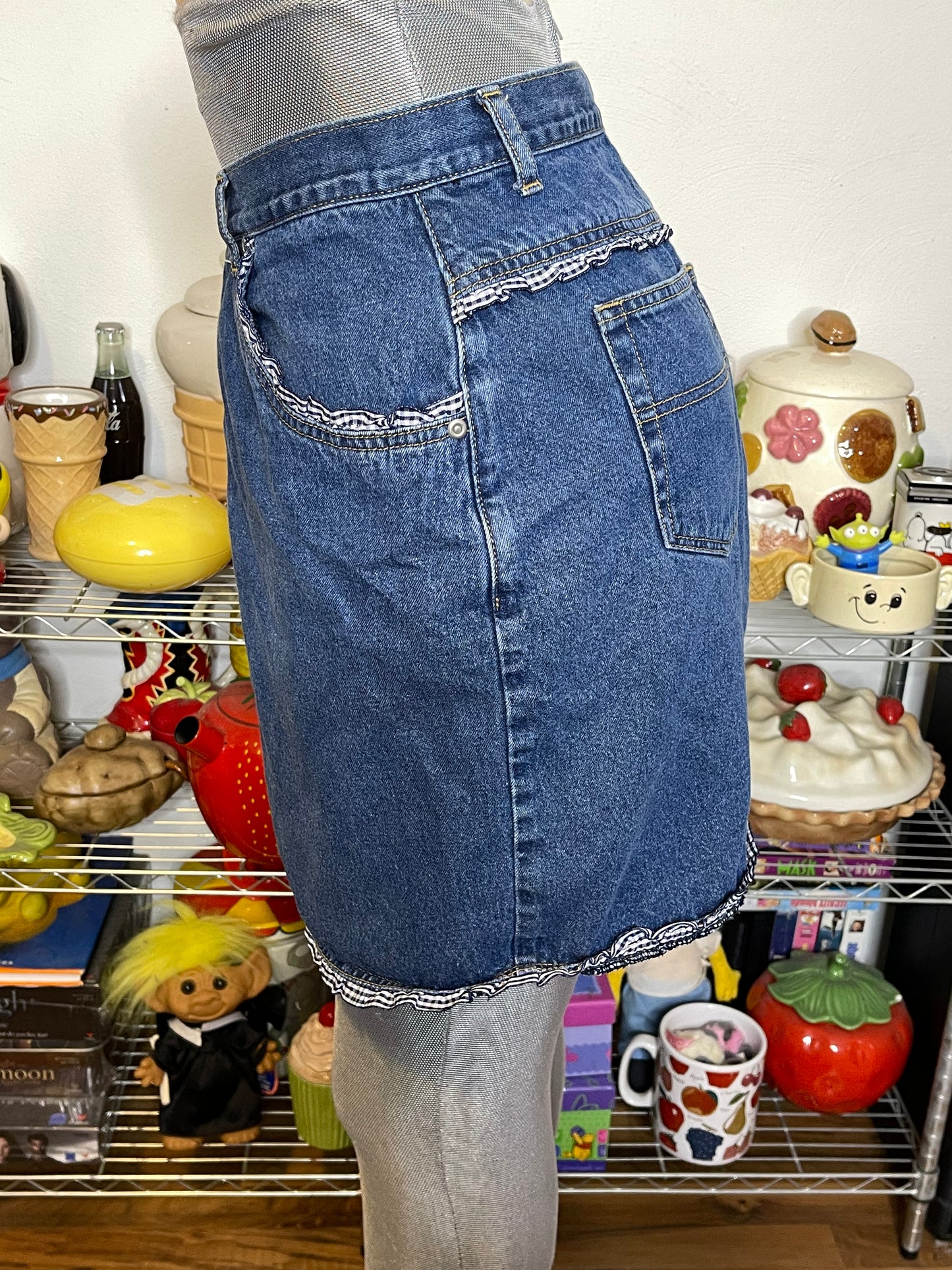Vintage High Waisted Medium Wash Denim Gingham Shorts Sz 34in