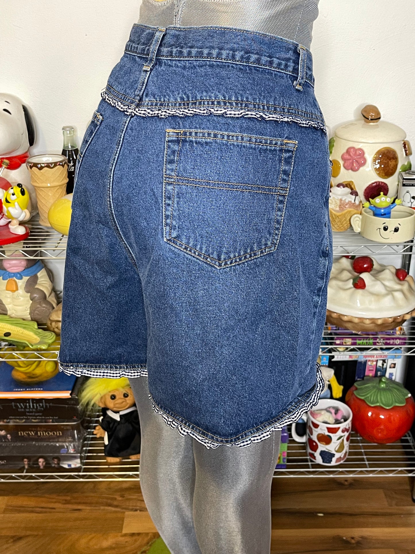 Vintage High Waisted Medium Wash Denim Gingham Shorts Sz 34in