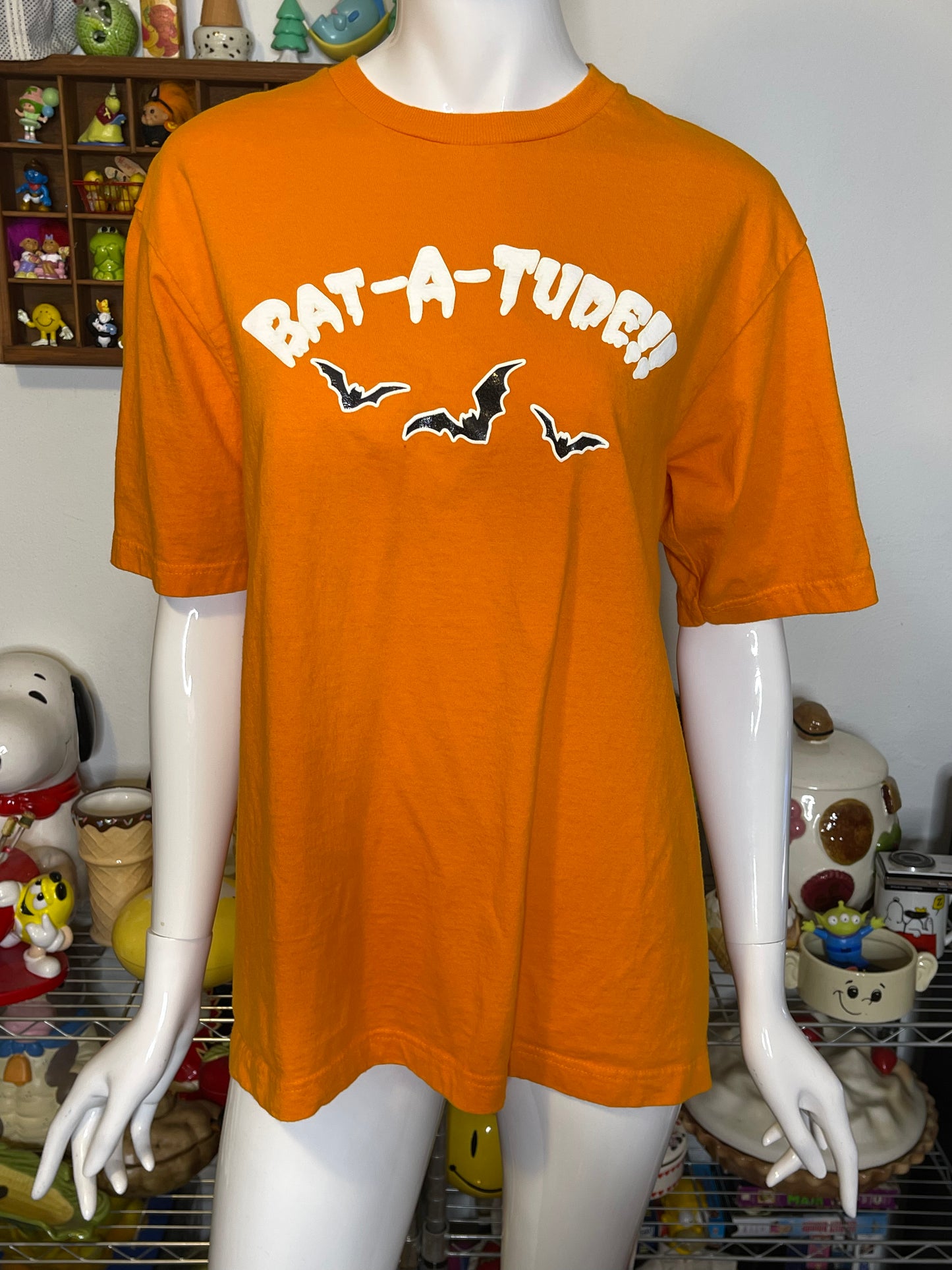 2000s "BAT-A-TUDE!!" Glow In the Dark Oversized Graphic Tee Sz M