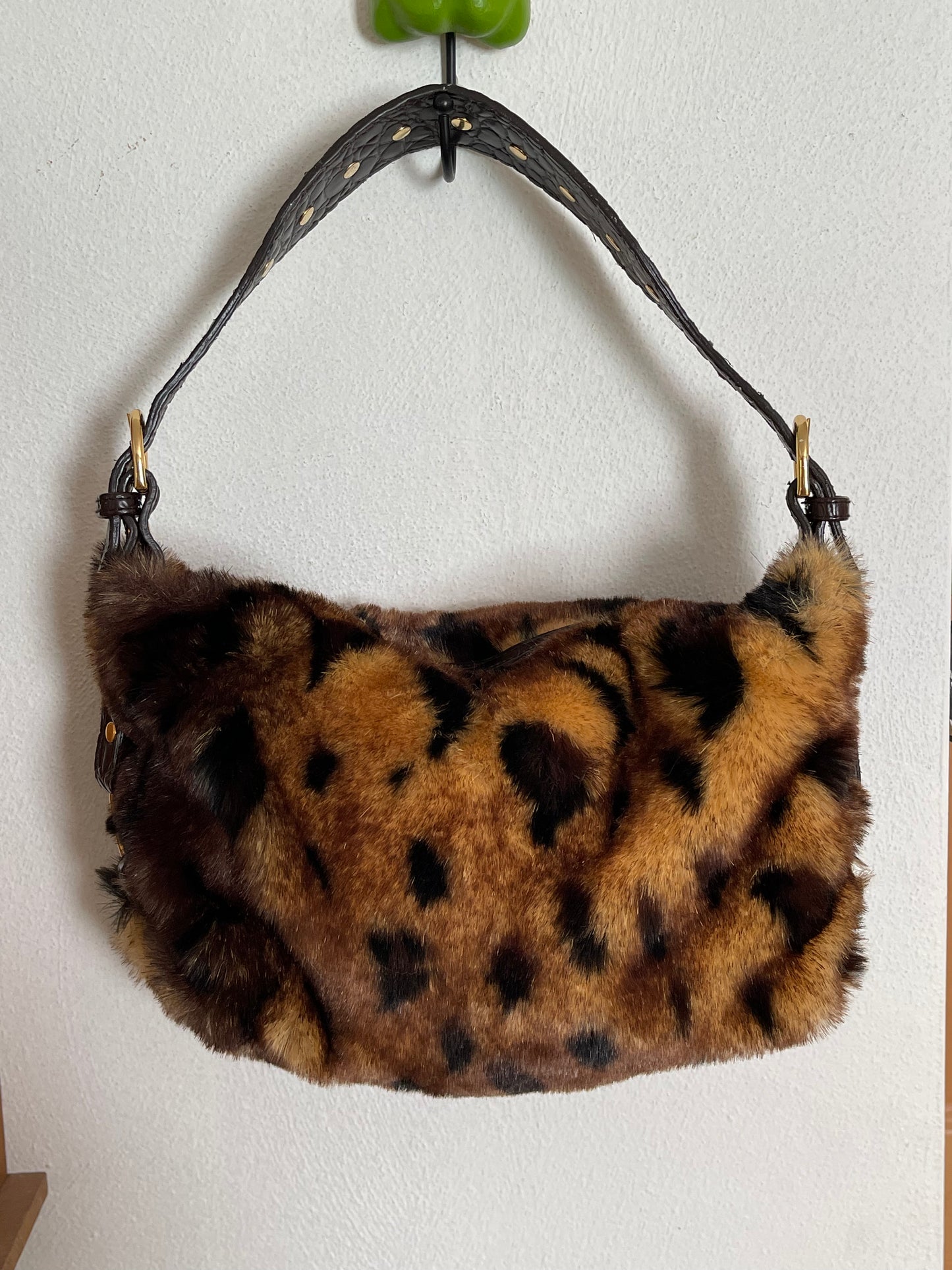 2000s Faux Leopard Fur Print Shoulder Bag